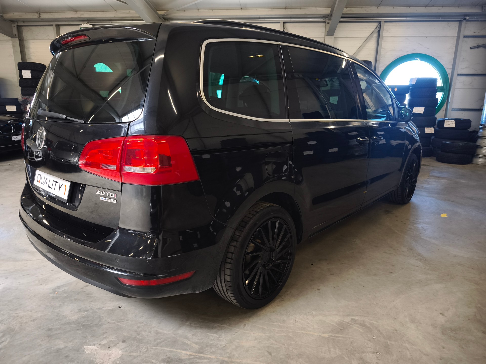 VW Sharan 2.0 TDI BlueMotion Technology Design-image-2