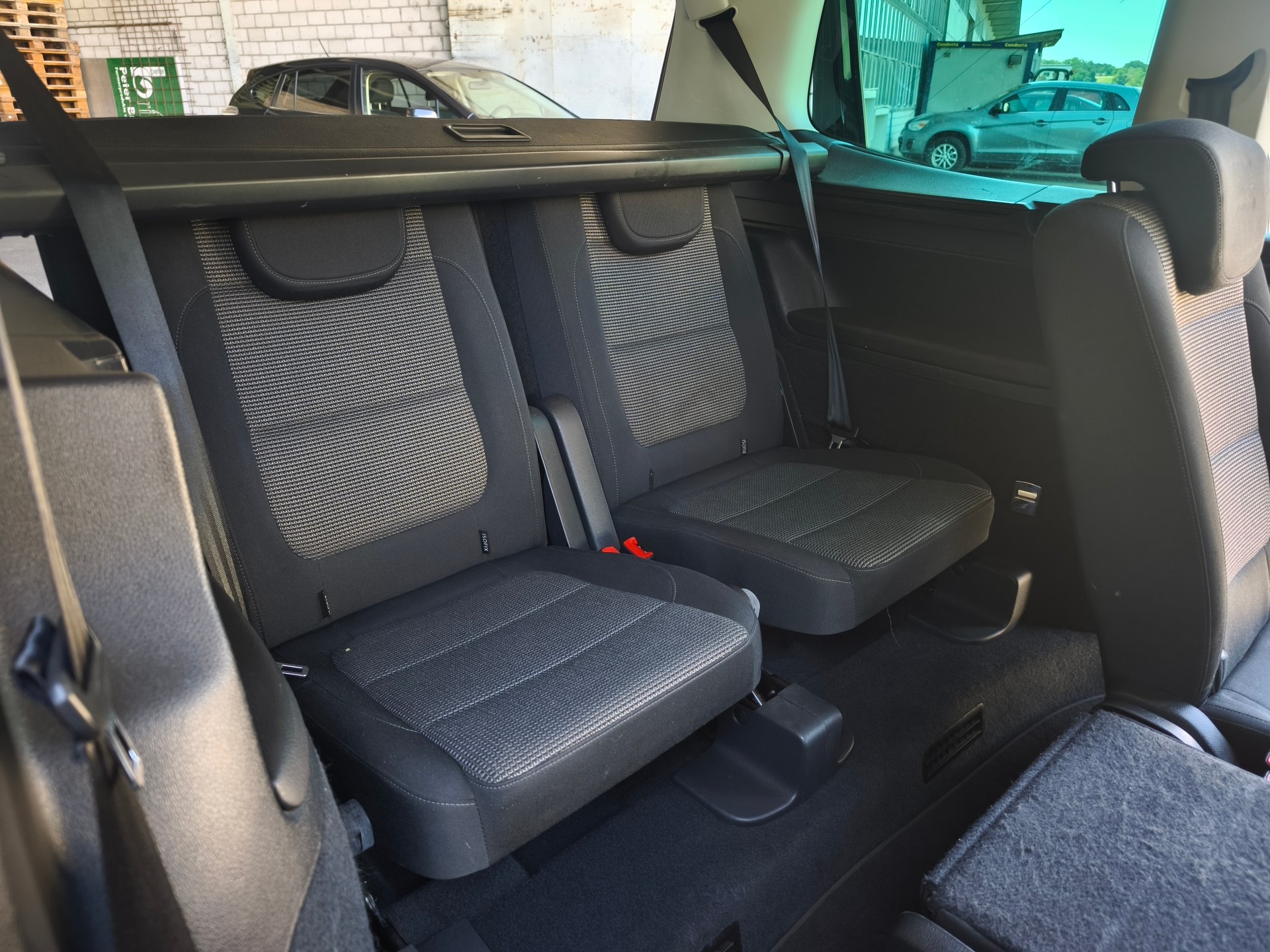 VW Sharan 2.0 TDI BlueMotion Technology Design-image-8