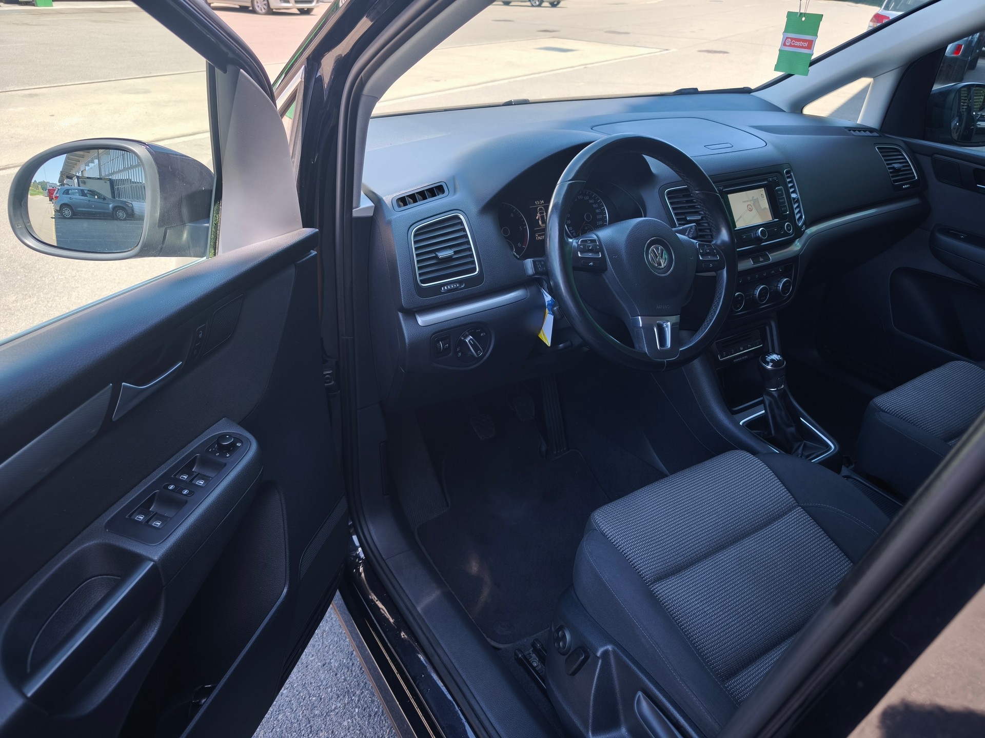 VW Sharan 2.0 TDI BlueMotion Technology Design-image-10