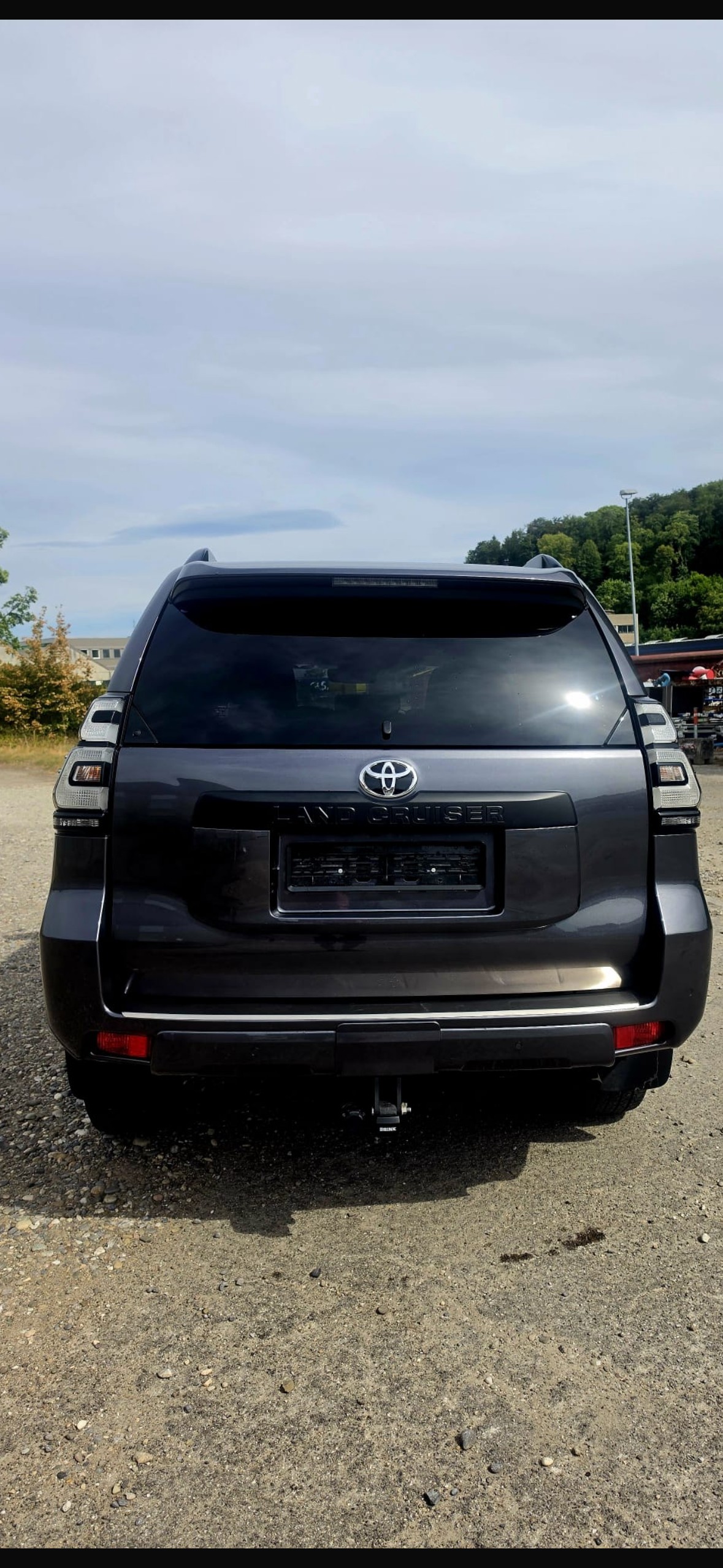 TOYOTA 2.8 D 204 Invincible-image-6