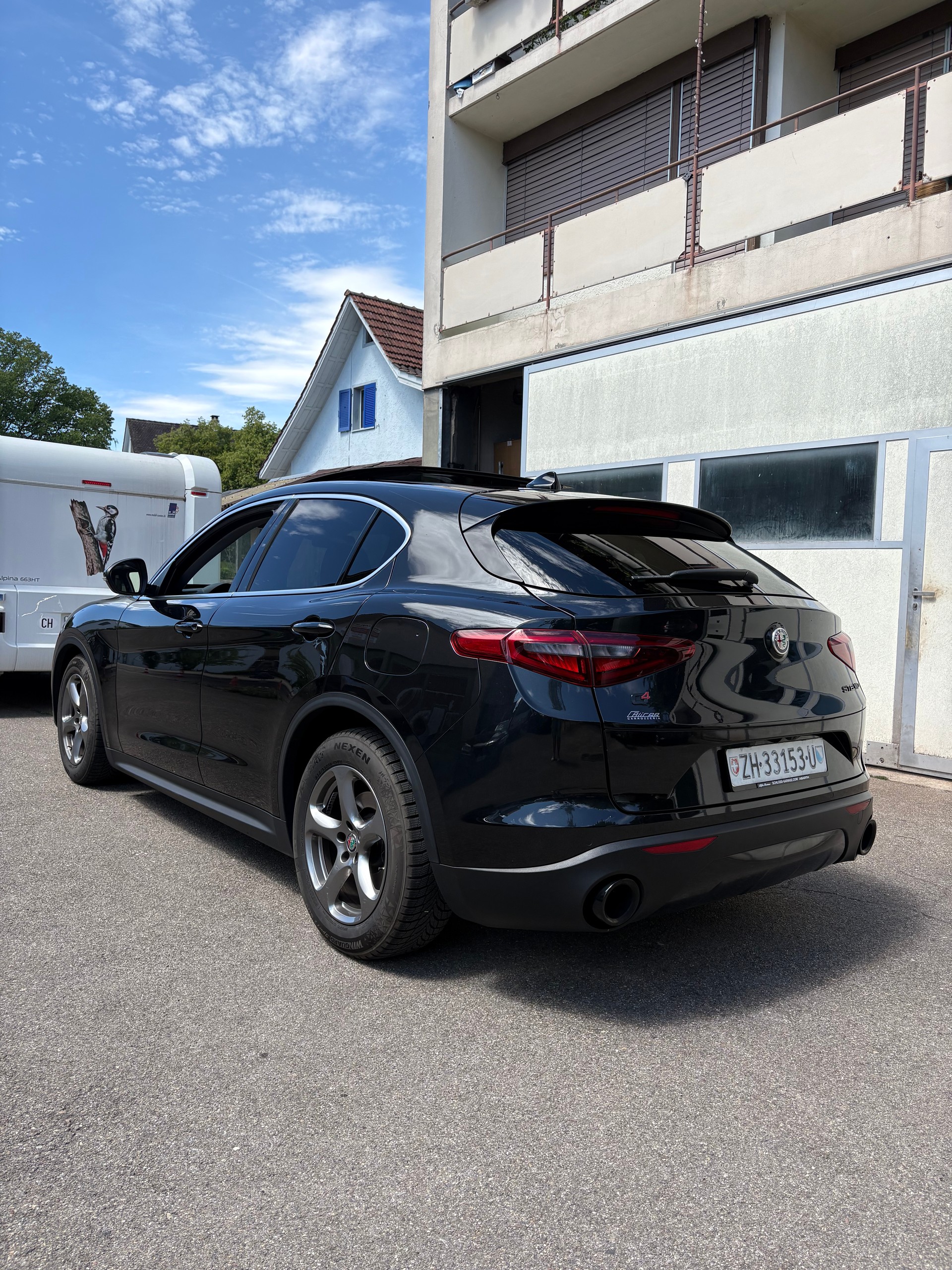 ALFA ROMEO Stelvio 2.0 First Edition Q4 Automatic-showroom-element-3