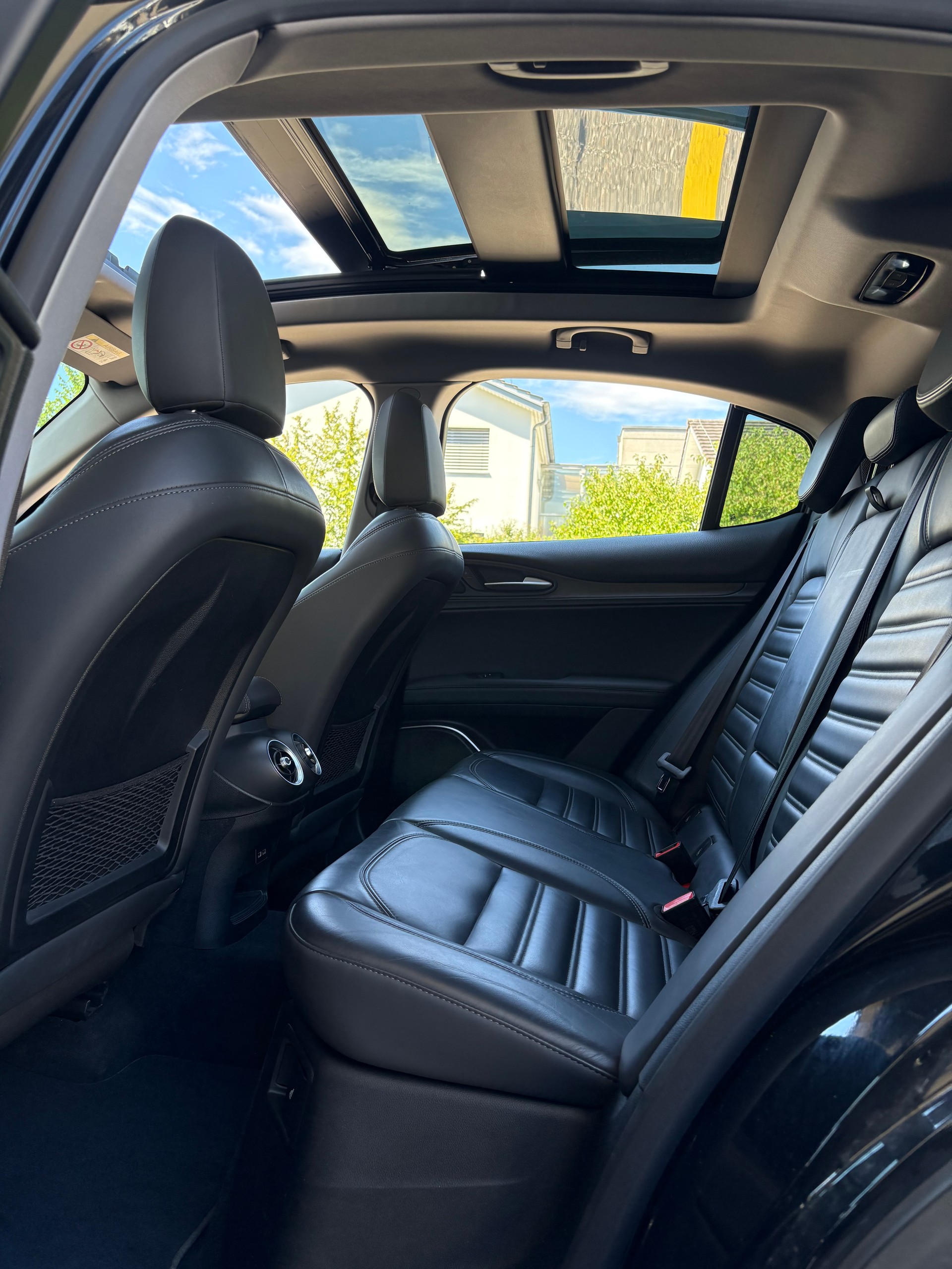 ALFA ROMEO Stelvio 2.0 First Edition Q4 Automatic-image-6