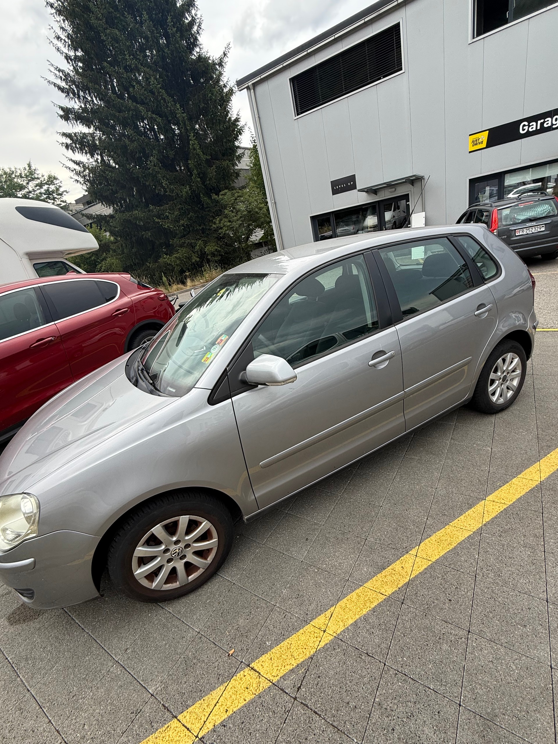 VW POLO-image-0