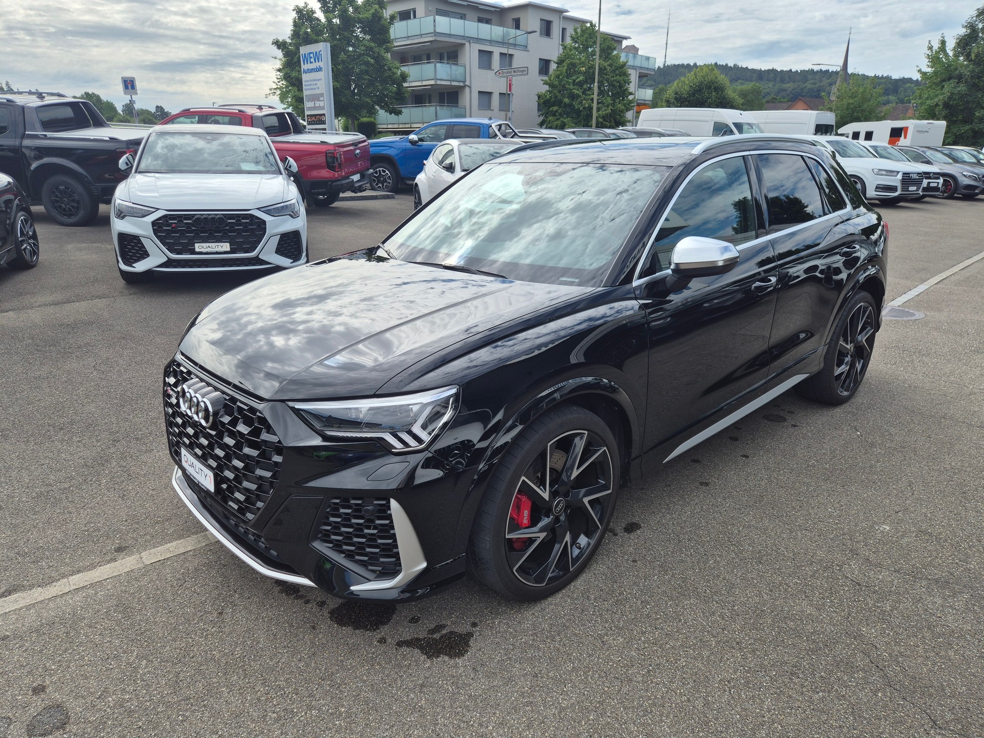 AUDI RS Q3 2.5 TFSI quattro S tronic-image-1
