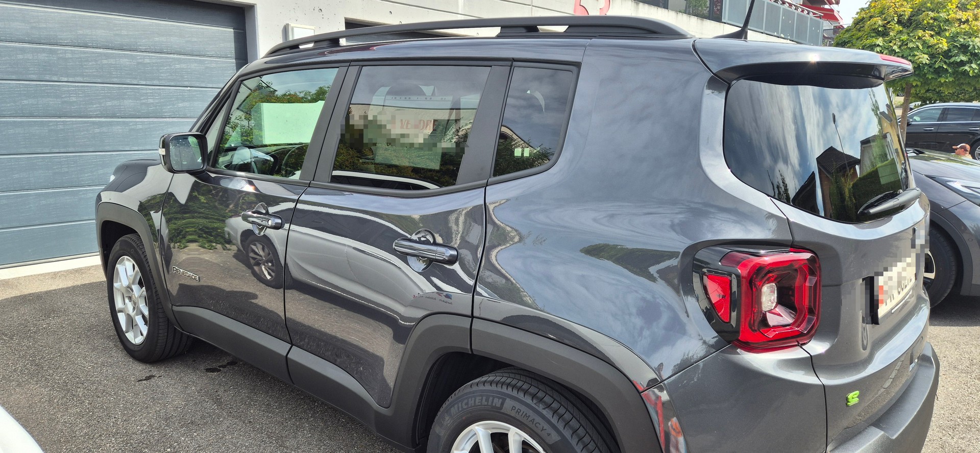 JEEP 1.5 Turbo Swiss Limited-image-2