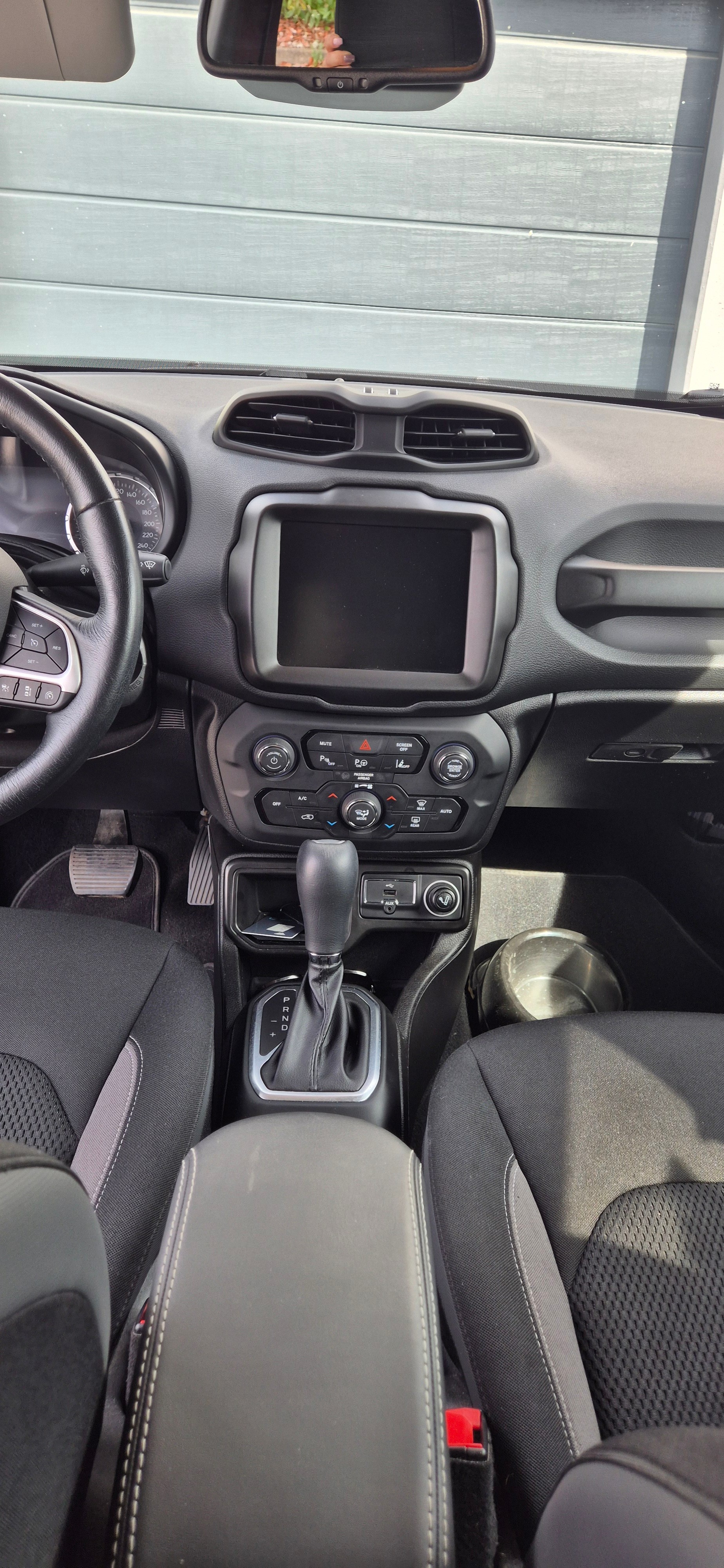 JEEP 1.5 Turbo Swiss Limited-image-8