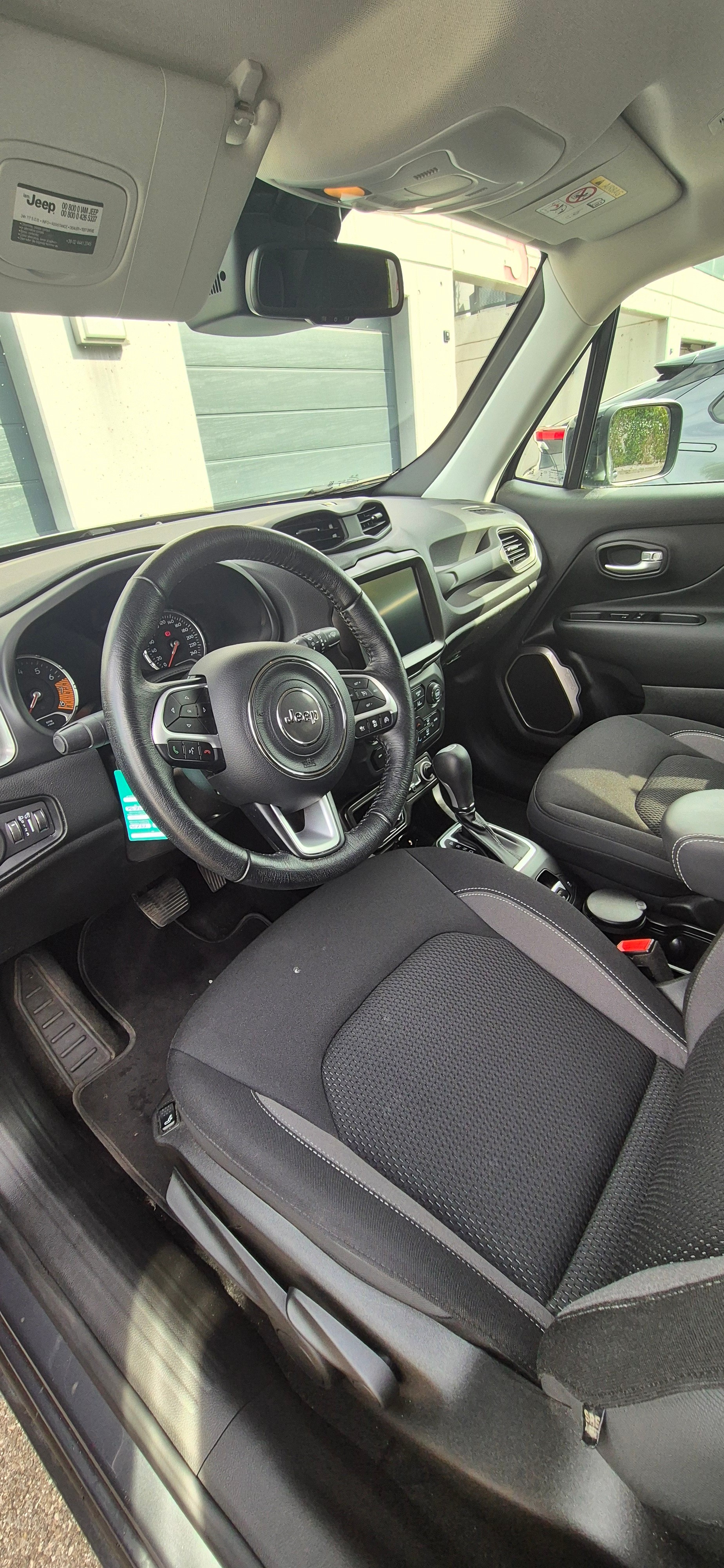 JEEP 1.5 Turbo Swiss Limited-image-9