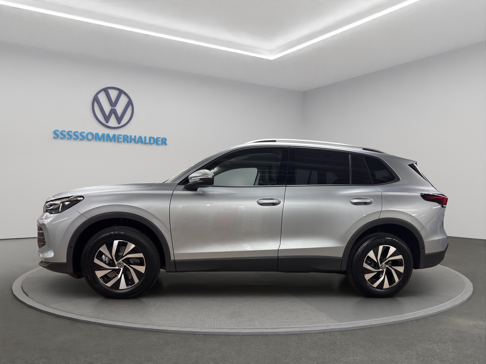 VW Tiguan 2.0 TSI DSG United 4Motion-image-1