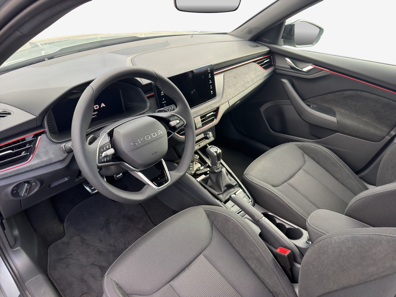 SKODA Kamiq 1.5 TSI Dynamic DSG-image-8