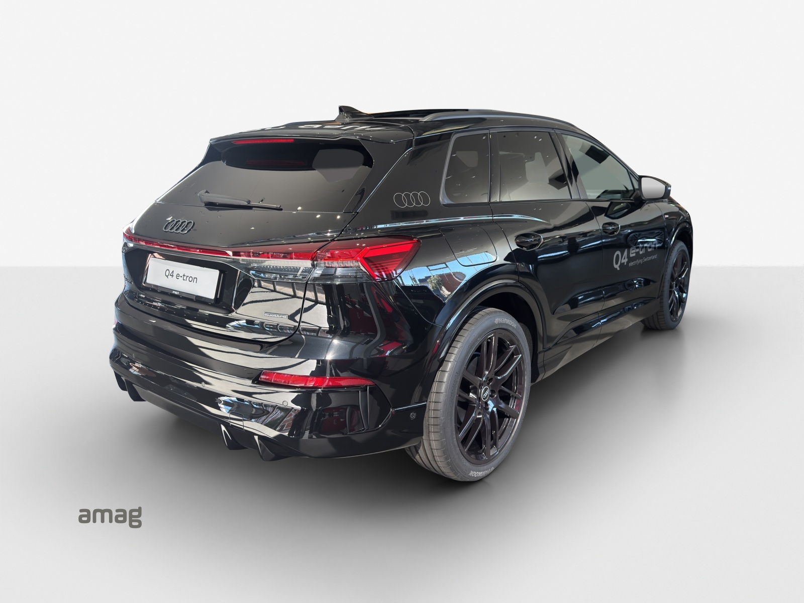 AUDI Q4 e-tron SUV quattro performance-image-4