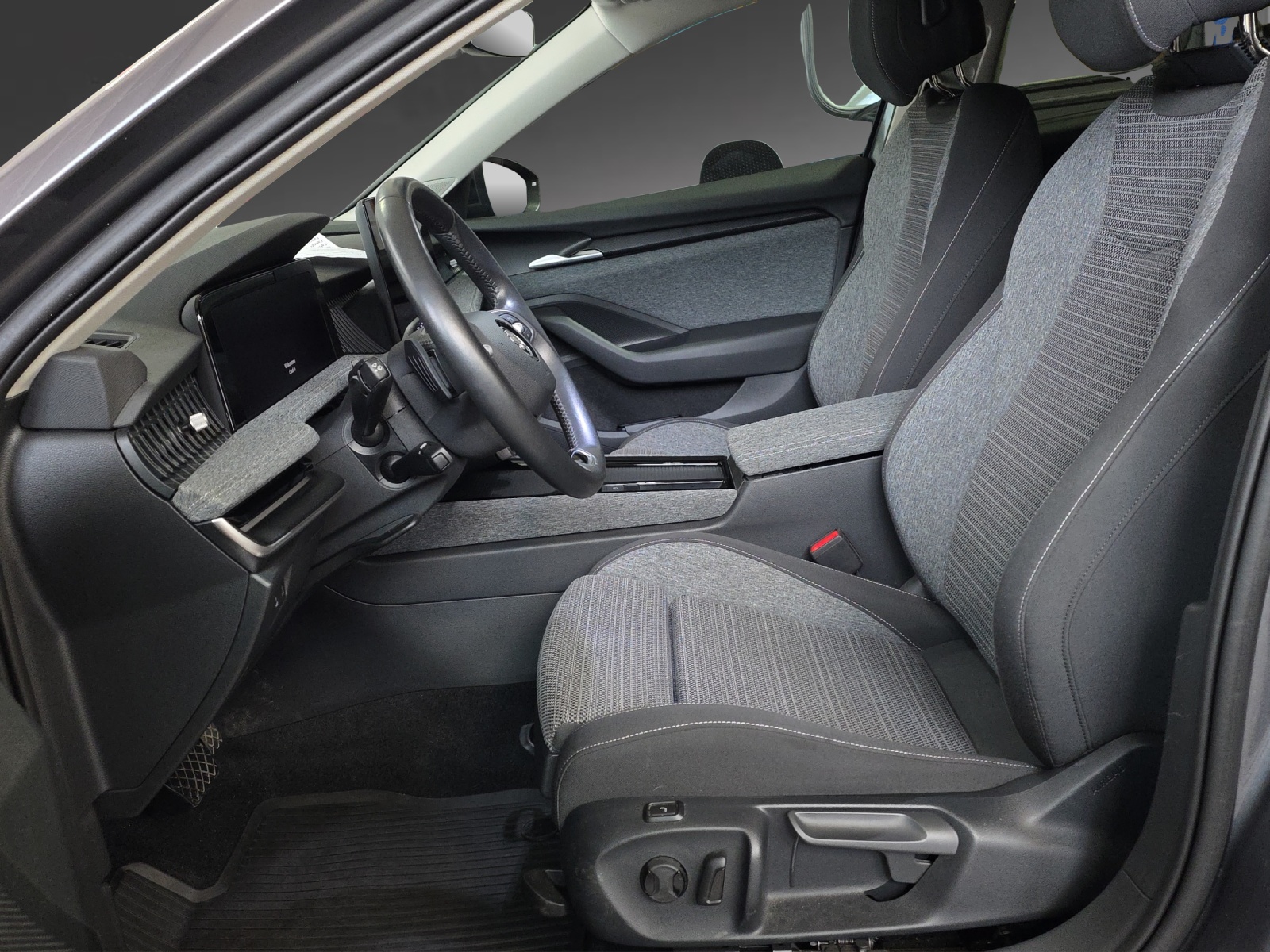 SKODA Superb Combi 2.0 TDi Selection 4x4 DSG-image-5