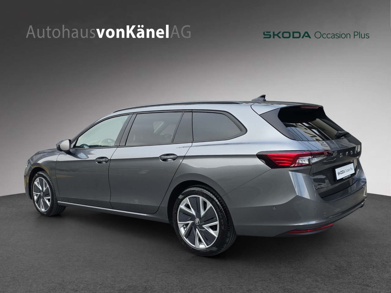 SKODA Superb Combi 2.0 TDi Selection 4x4 DSG-image-2