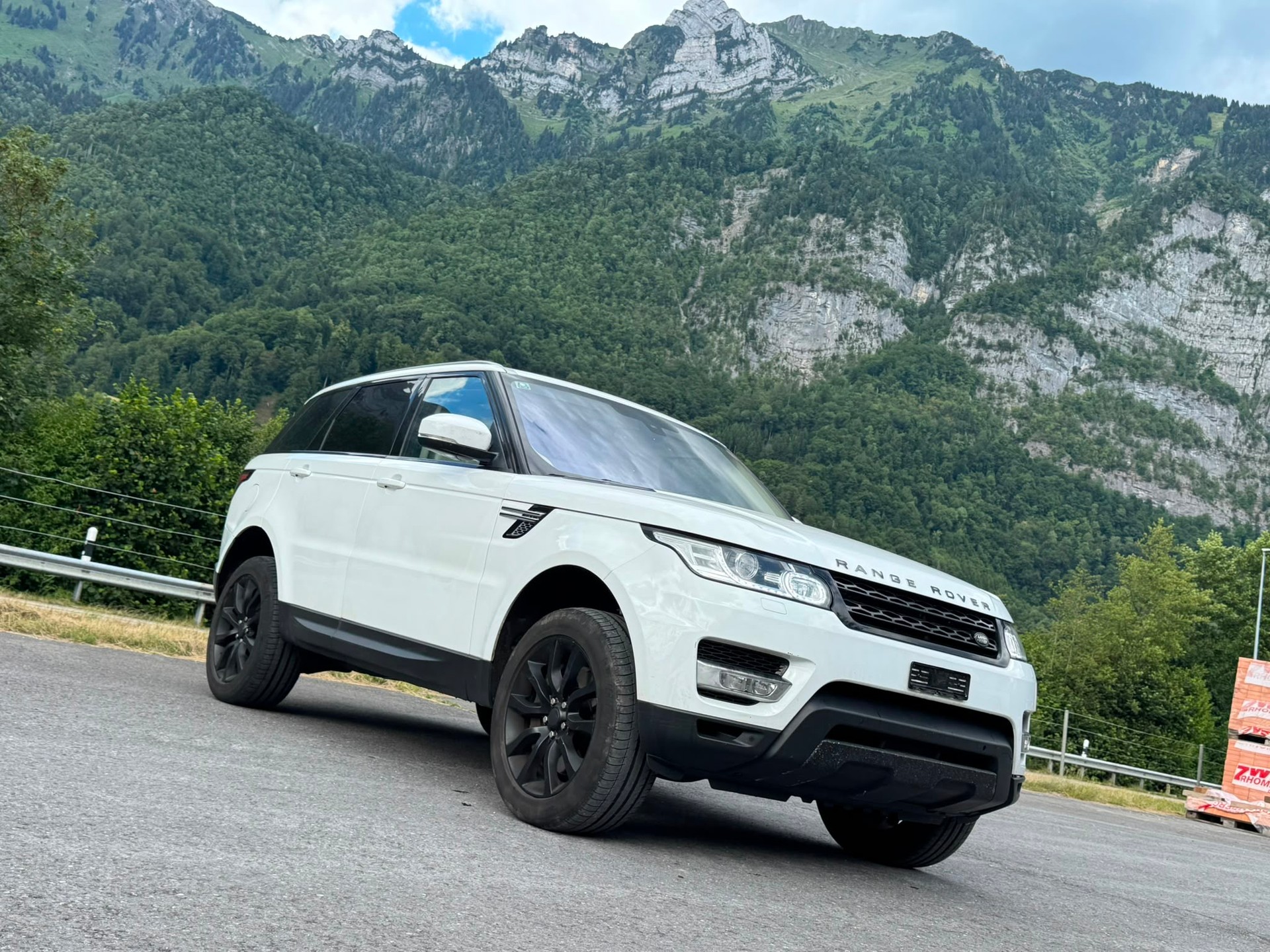 LAND ROVER Range Rover Sport 3.0 SDV6 HSE Automatic-image-0
