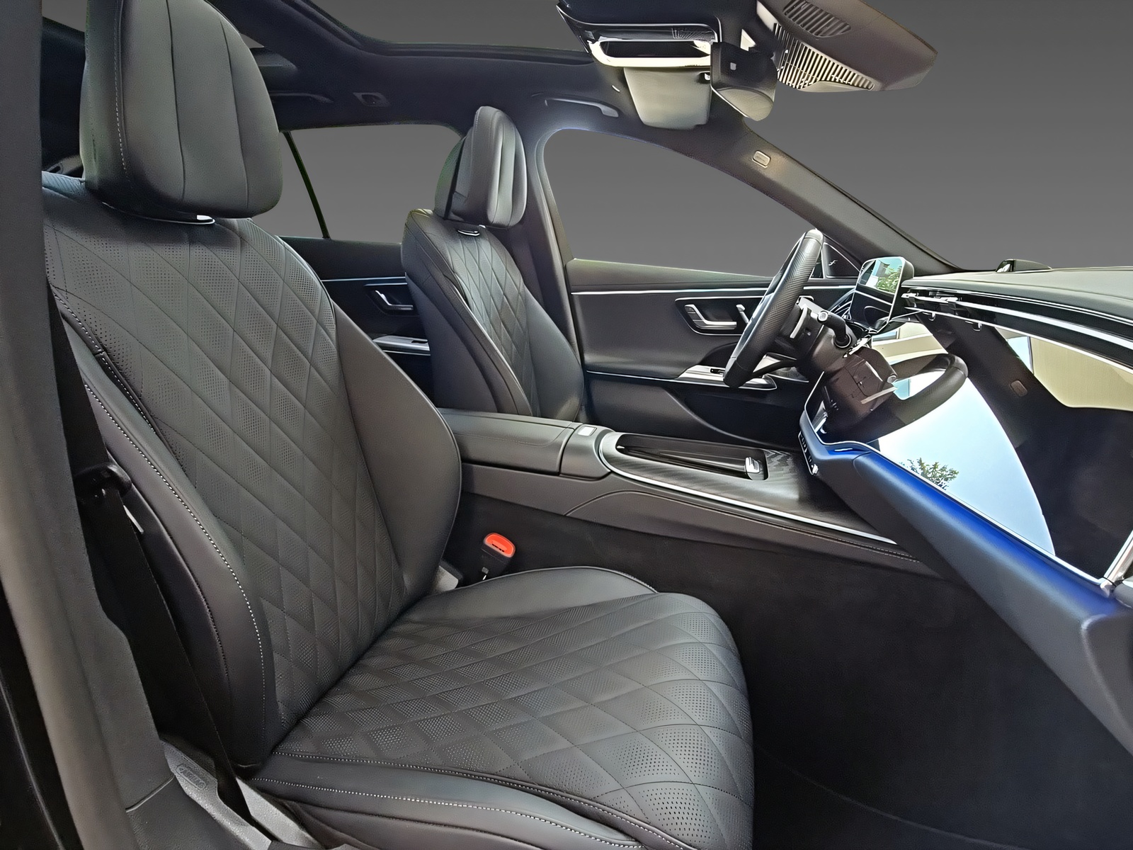 MERCEDES-BENZ E 450 d 4Matic T-Modell AMG Line-image-15