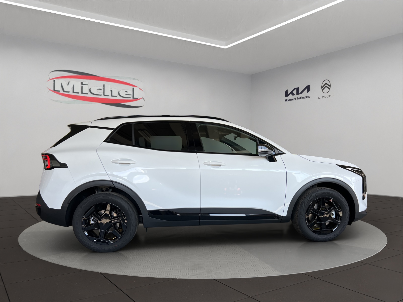 KIA Sportage 1.6T-GDi HEV Black Edition 4x4 / Sonderausführung / Rückfahrkamera / Totwinkelassistent / Head-Up Display-image-3