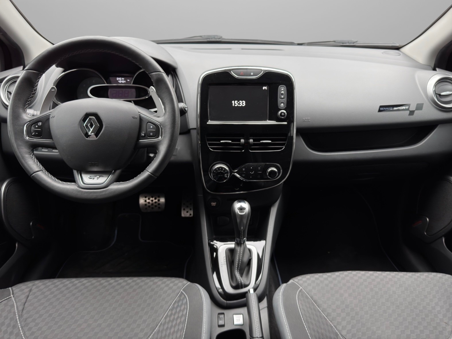 RENAULT Clio Grandtour 1.2 16V T GT EDC-image-8