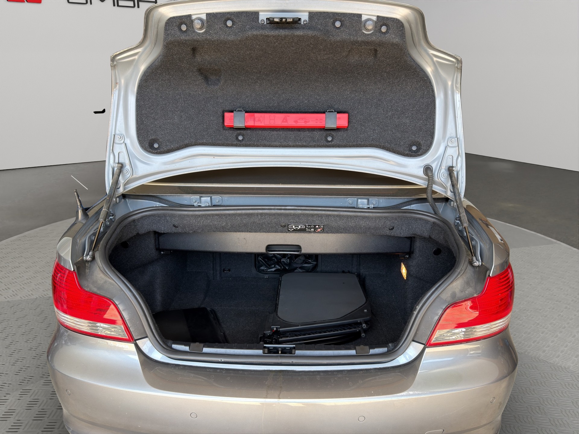 BMW 125i Cabrio Steptronic-image-13