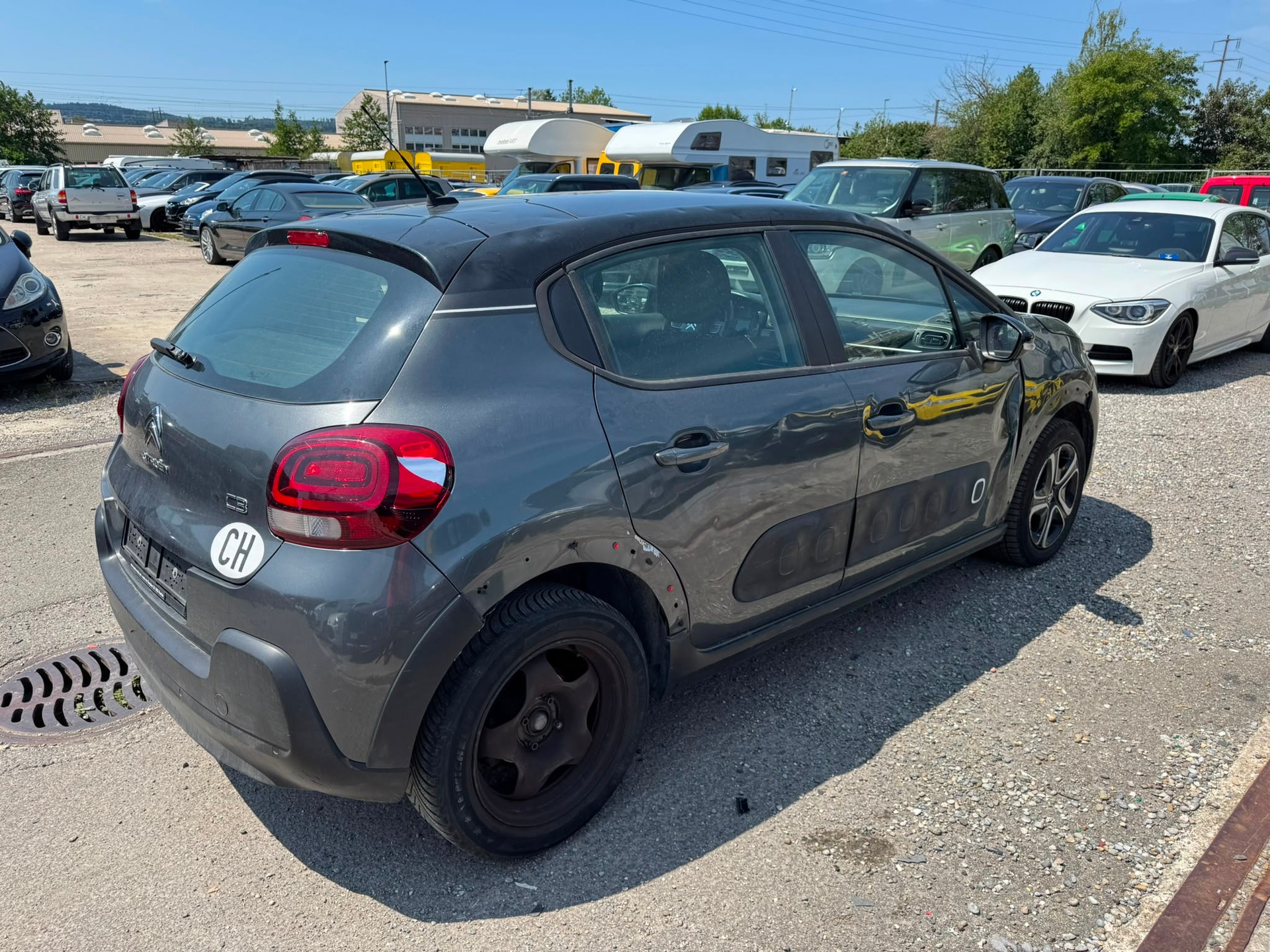 CITROEN C3 1.2i PureTech Shine EAT-image-6