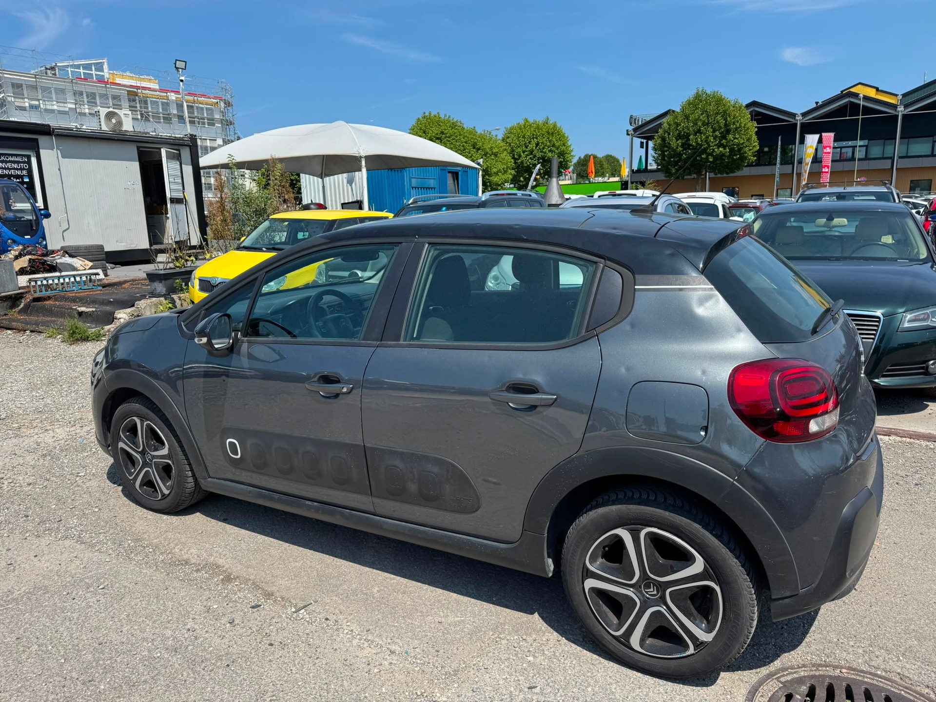 CITROEN C3 1.2i PureTech Shine EAT-image-8