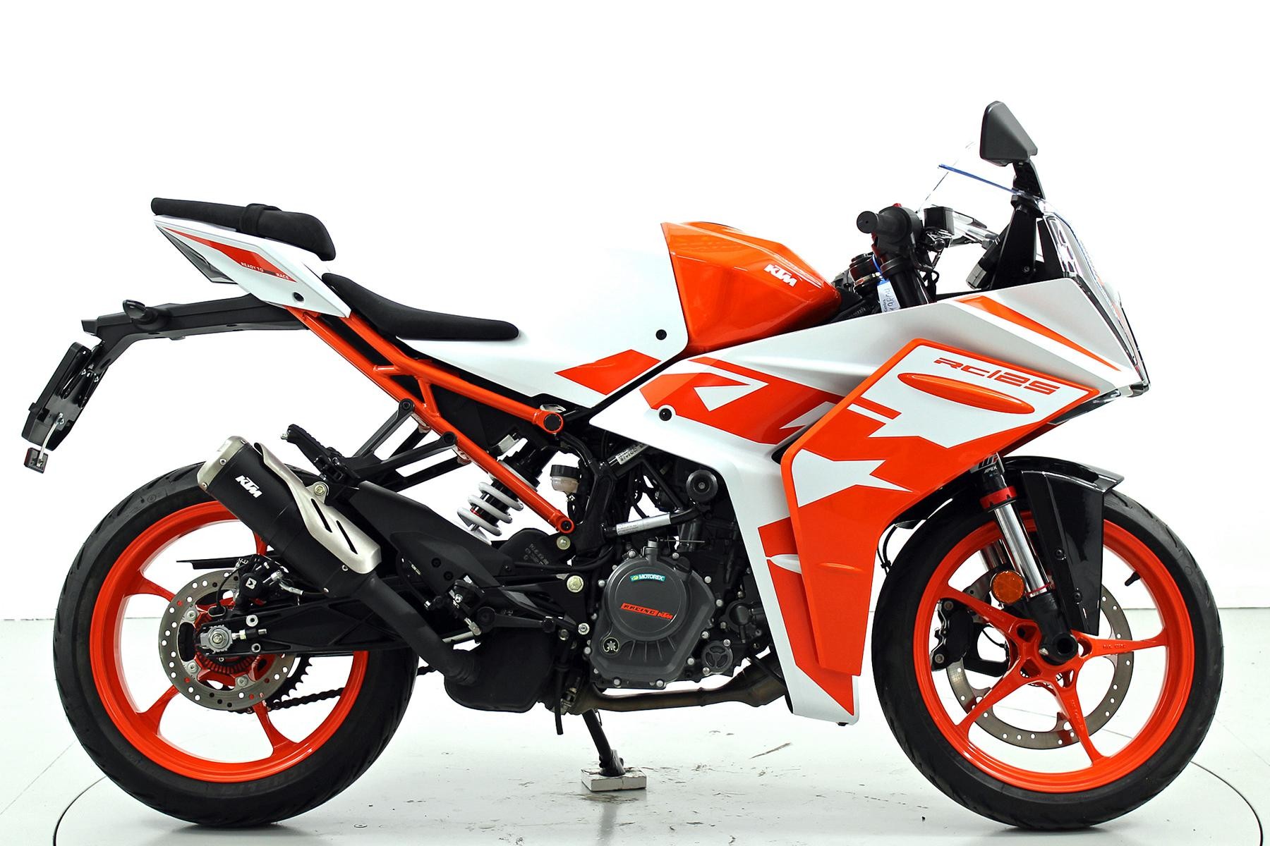 KTM RC 125-showroom-element-3