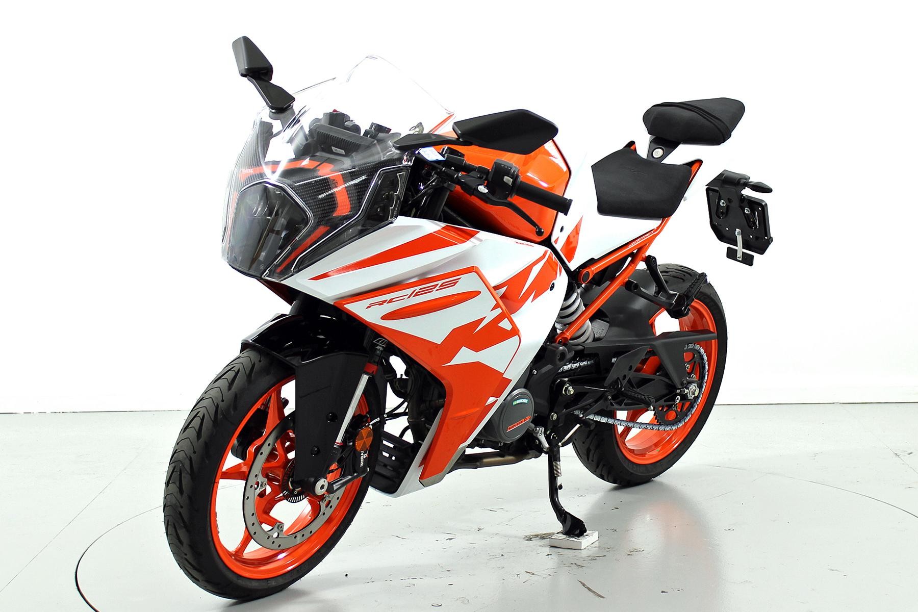 KTM RC 125-showroom-element-2