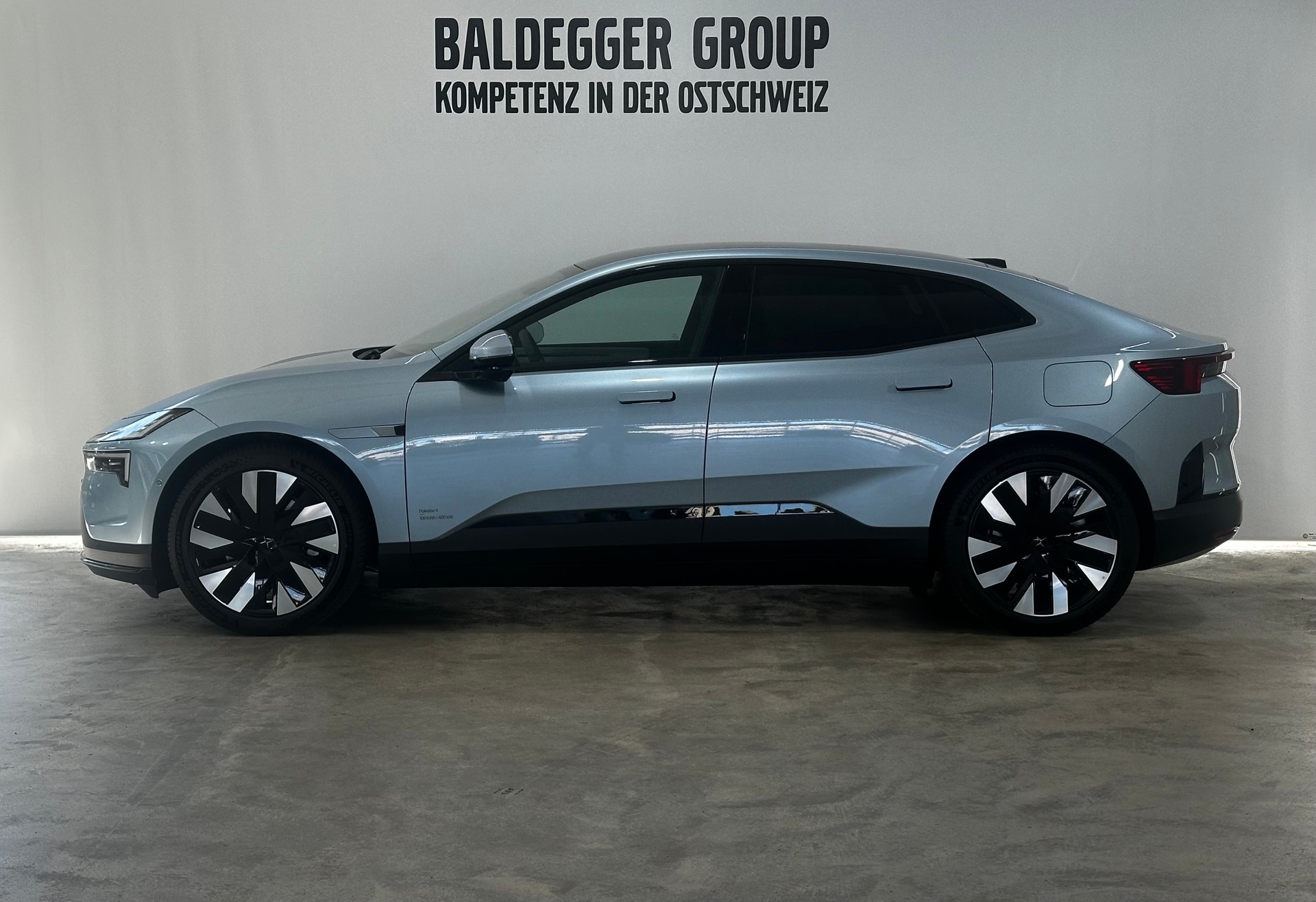POLESTAR 4 Long Range Dual Motor Prime-image-1