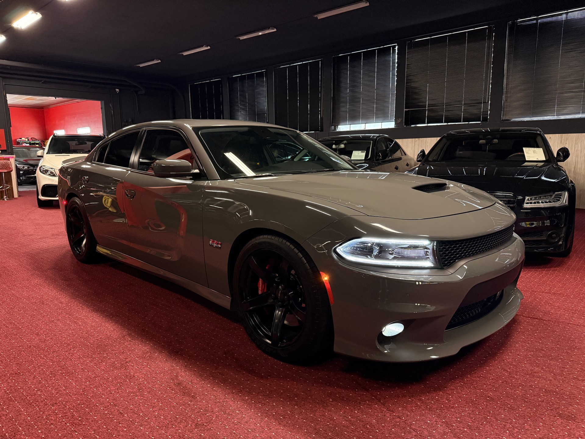 DODGE 6.4 V8 SRT 392 HEMI / ** 492 PS / Facelift **-image-5