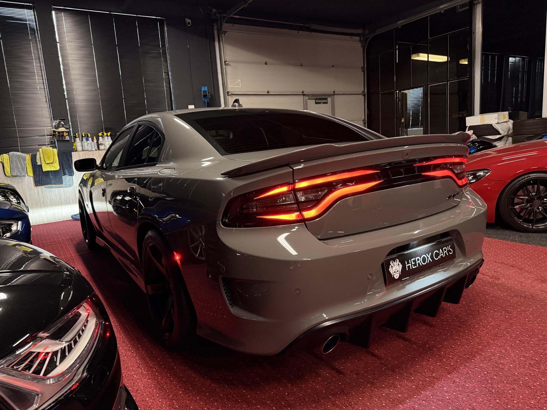 DODGE 6.4 V8 SRT 392 HEMI / ** 492 PS / Facelift **-image-11