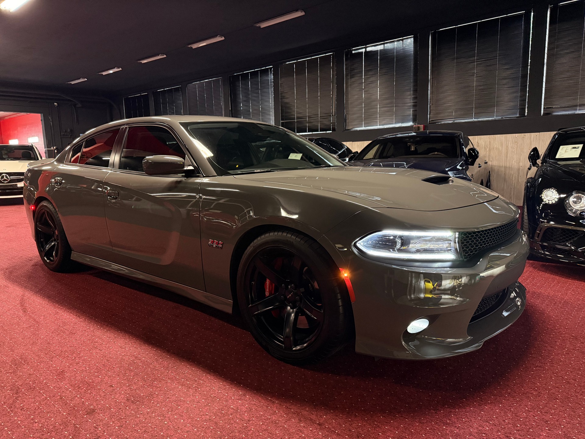 DODGE 6.4 V8 SRT 392 HEMI / ** 492 PS / Facelift **-image-6