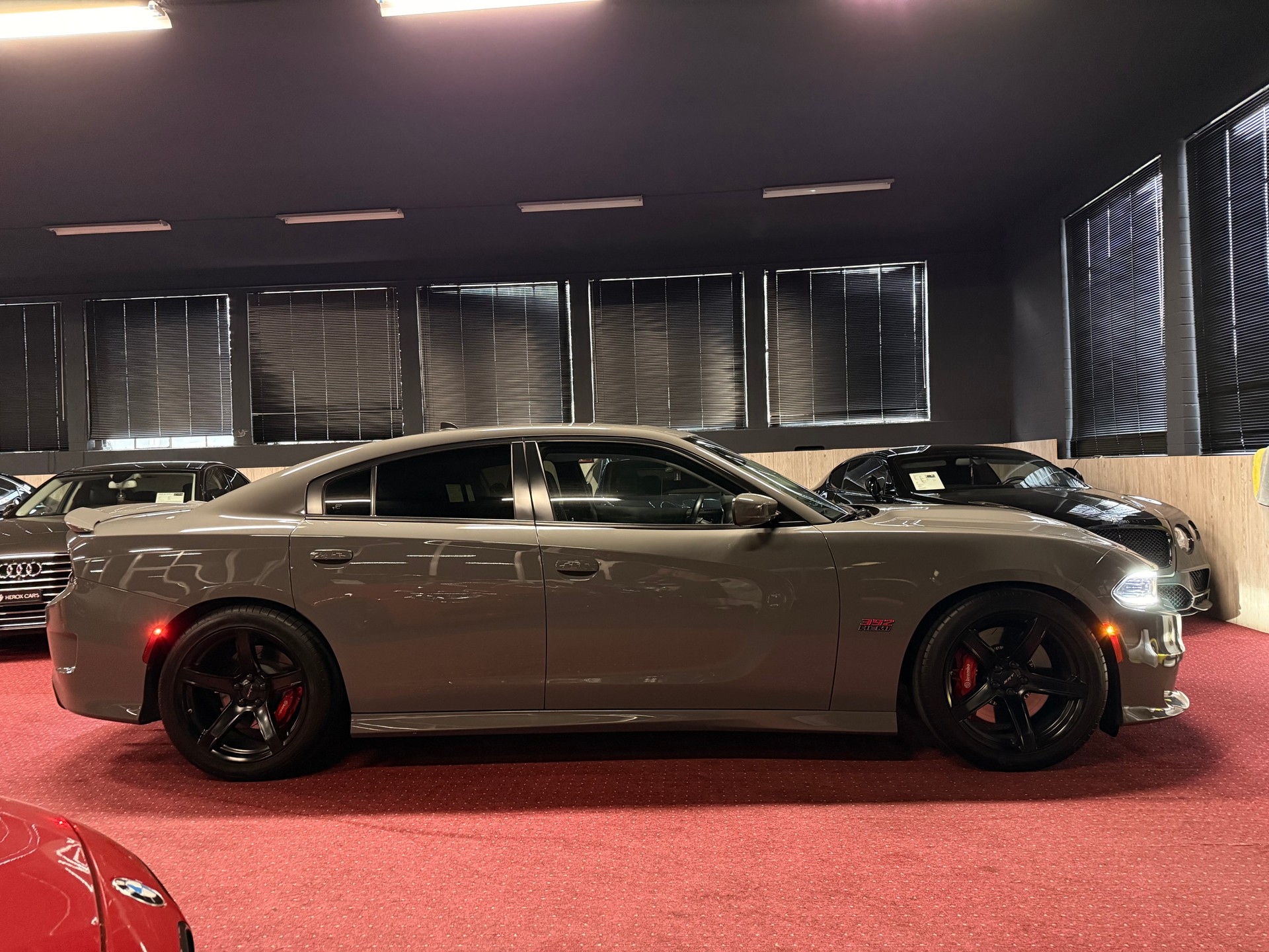 DODGE 6.4 V8 SRT 392 HEMI / ** 492 PS / Facelift **-image-7