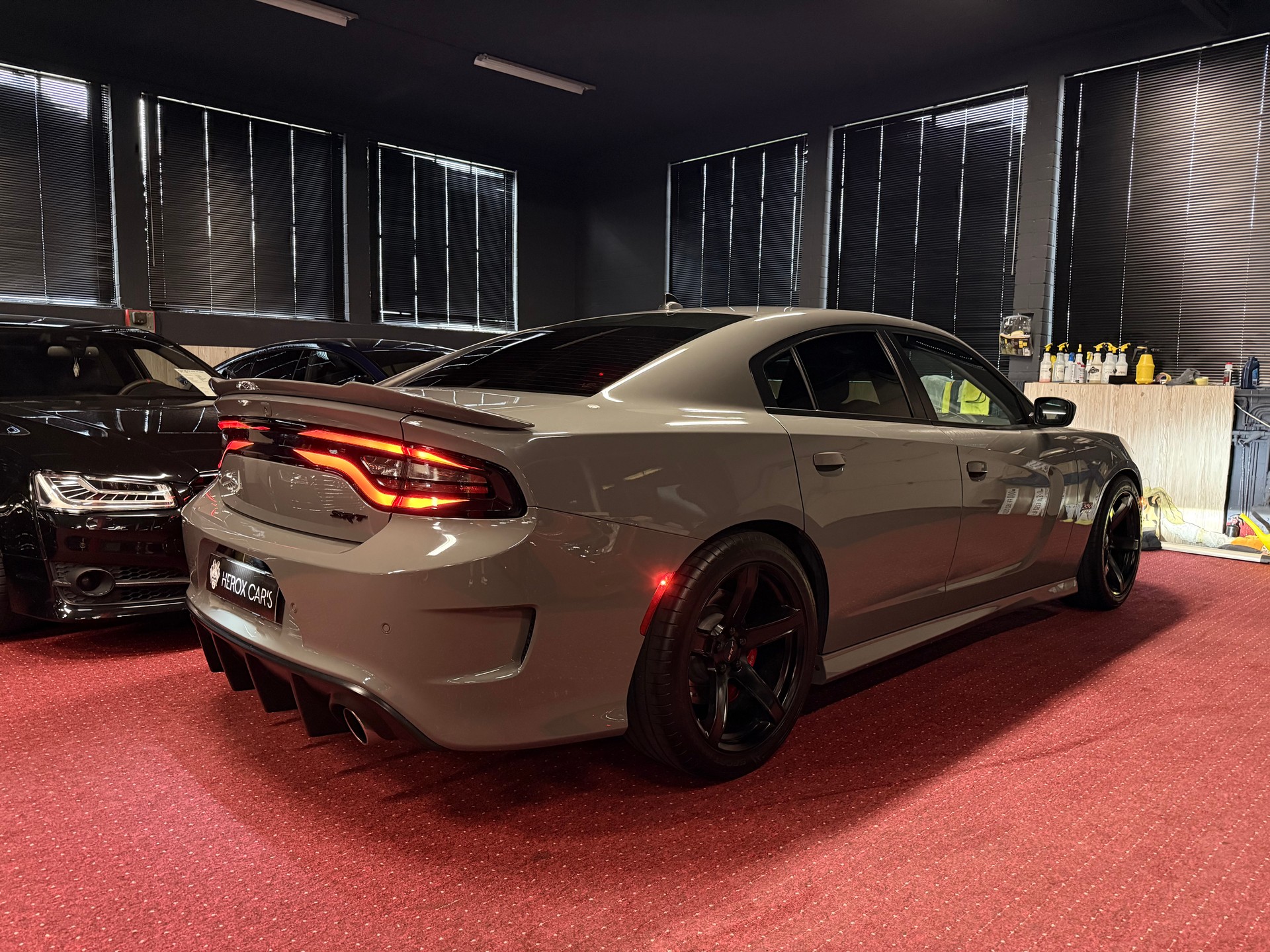 DODGE 6.4 V8 SRT 392 HEMI / ** 492 PS / Facelift **-image-8