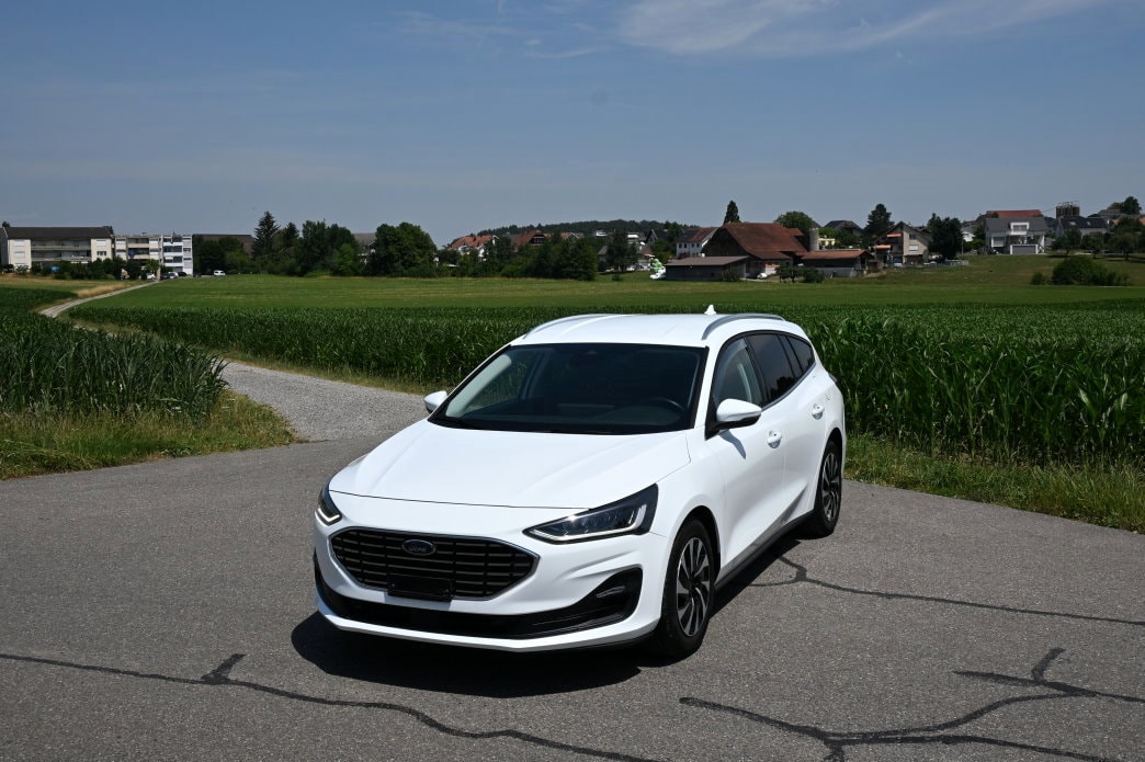FORD Focus 1.5 TDCi Titanium Automatic Facelift-image-0