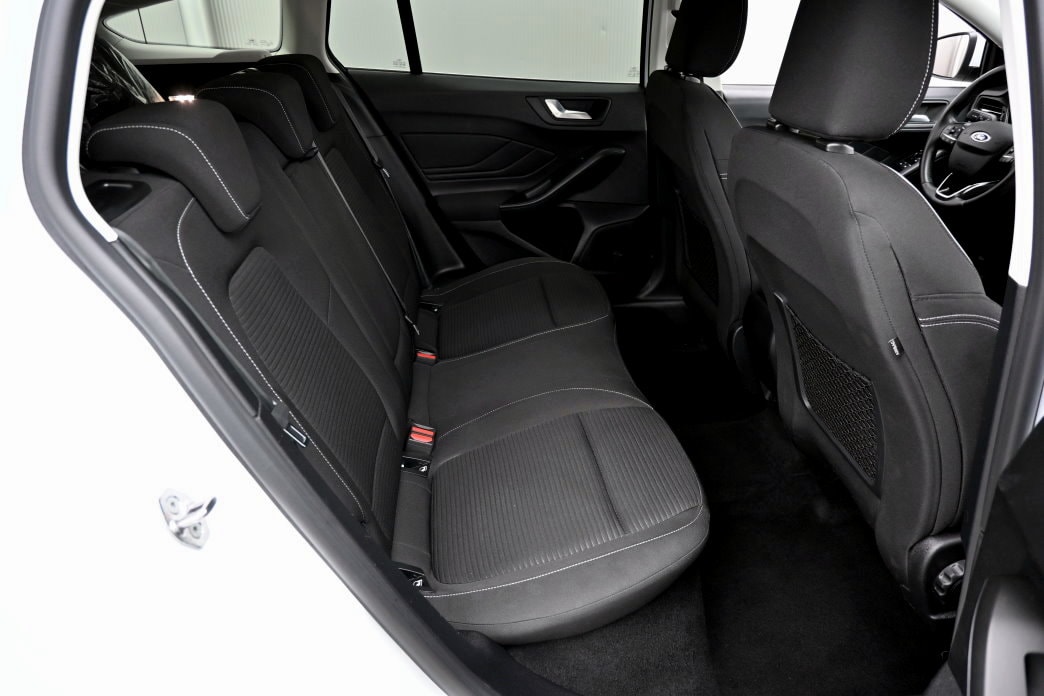 FORD Focus 1.5 TDCi Titanium Automatic Facelift-image-7