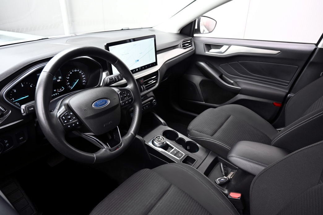 FORD Focus 1.5 TDCi Titanium Automatic Facelift-image-8