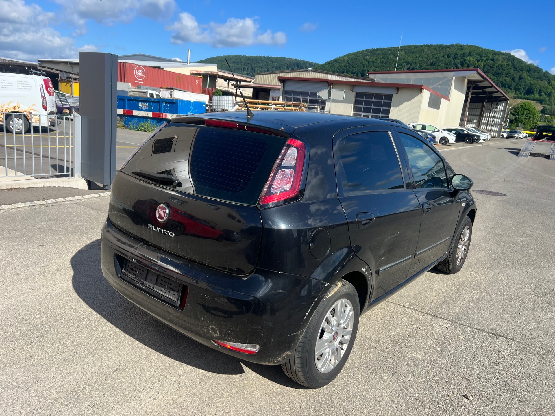 FIAT Punto 1.4 Pop Star-image-4