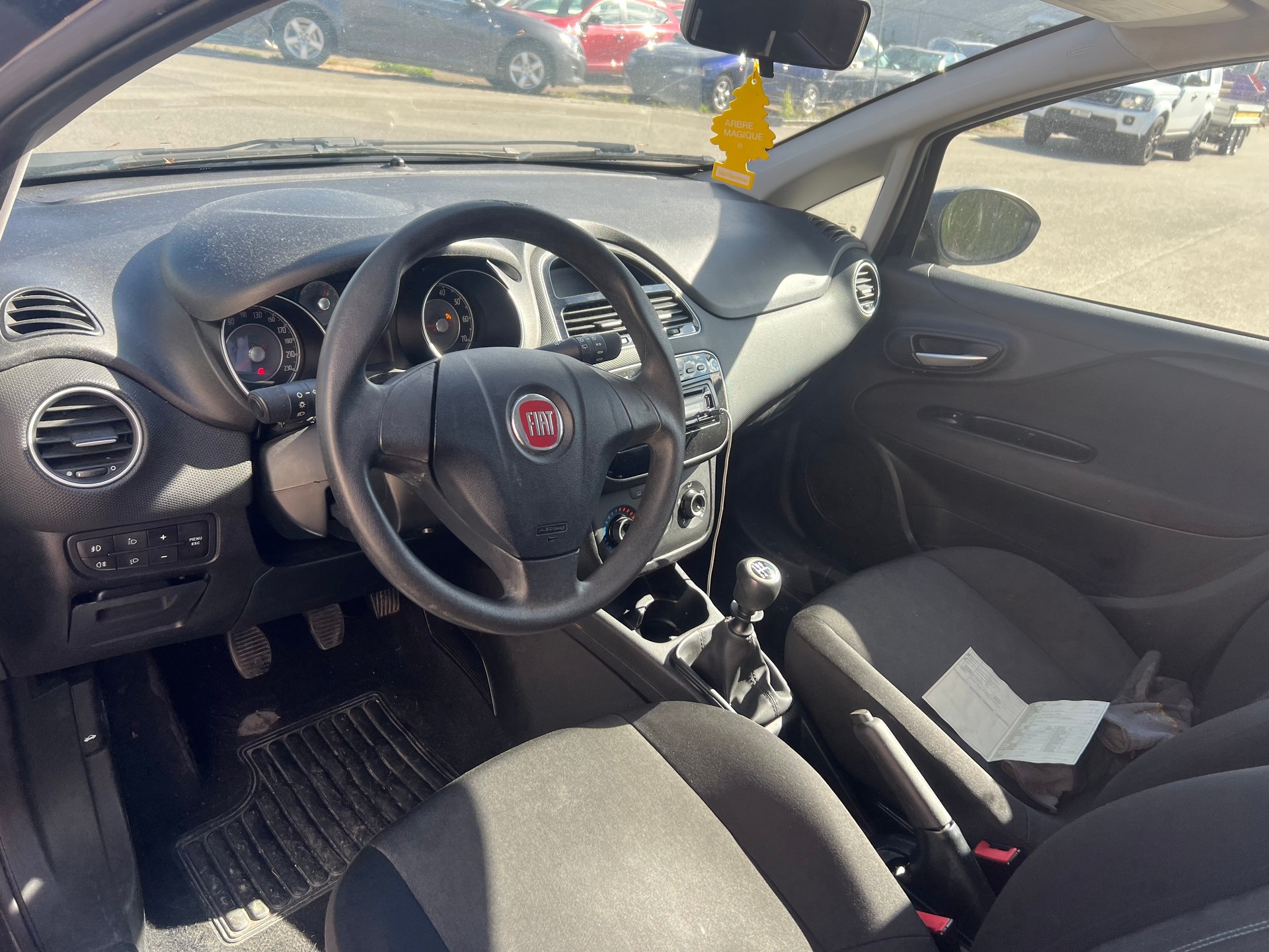 FIAT Punto 1.4 Pop Star-image-8
