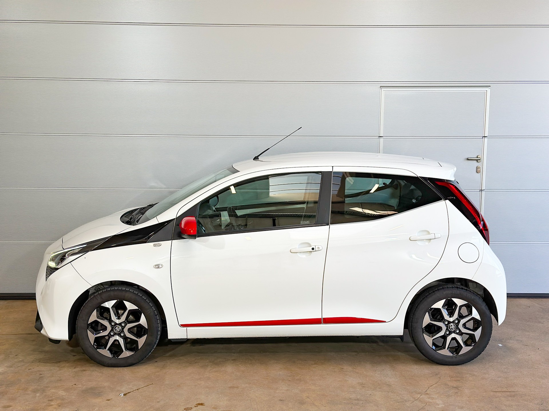 TOYOTA Aygo 1.0 VVT-i Trend-image-3