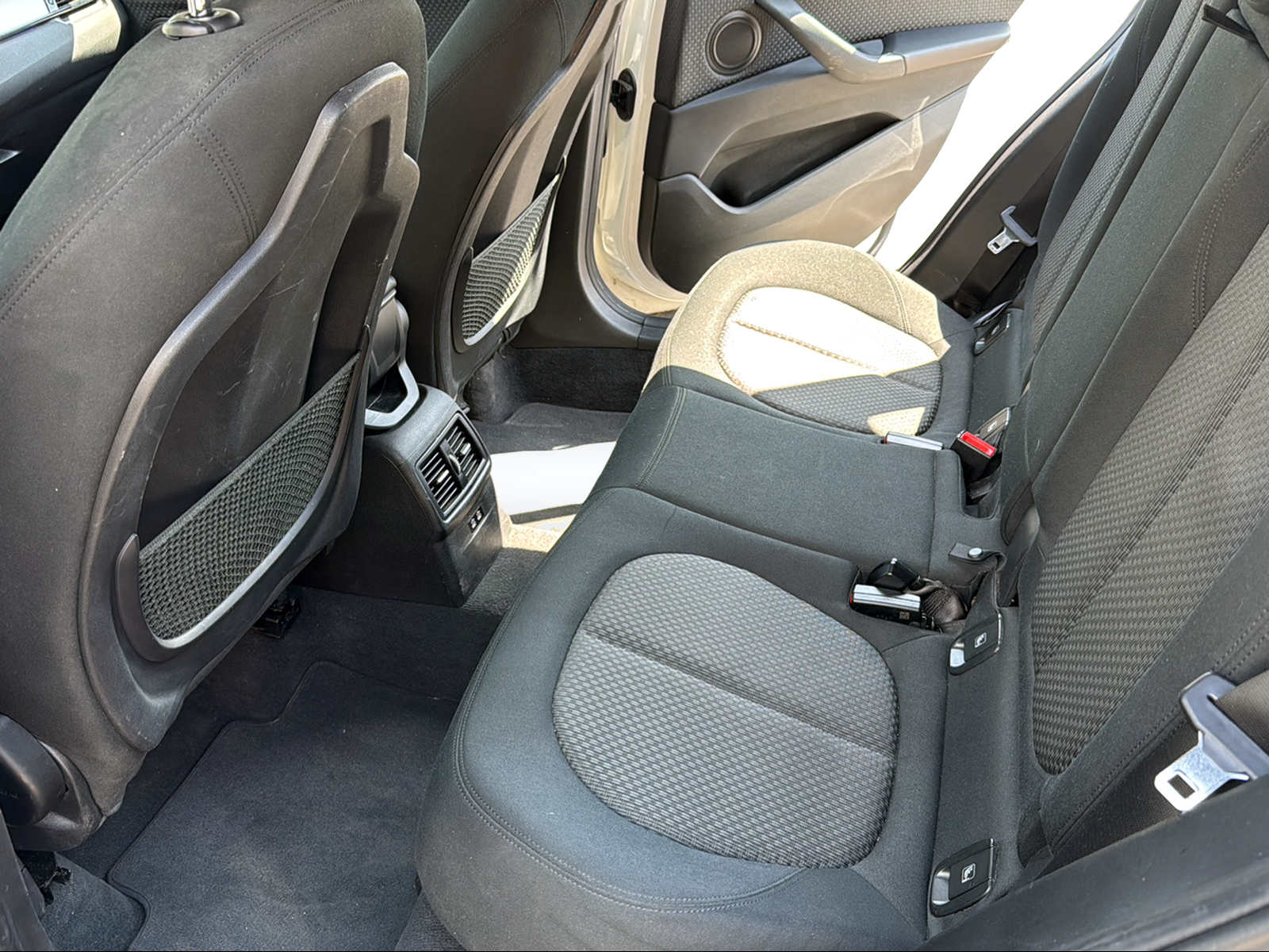 BMW X1 xDrive 18d Steptronic-image-8