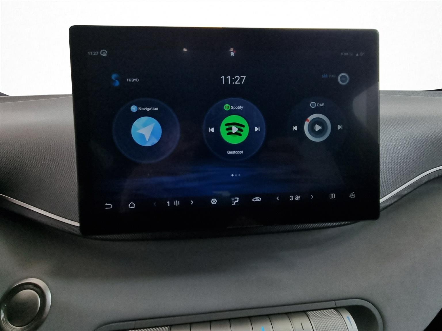 BYD Dolphin Surf 43kWh Comfort-image-12