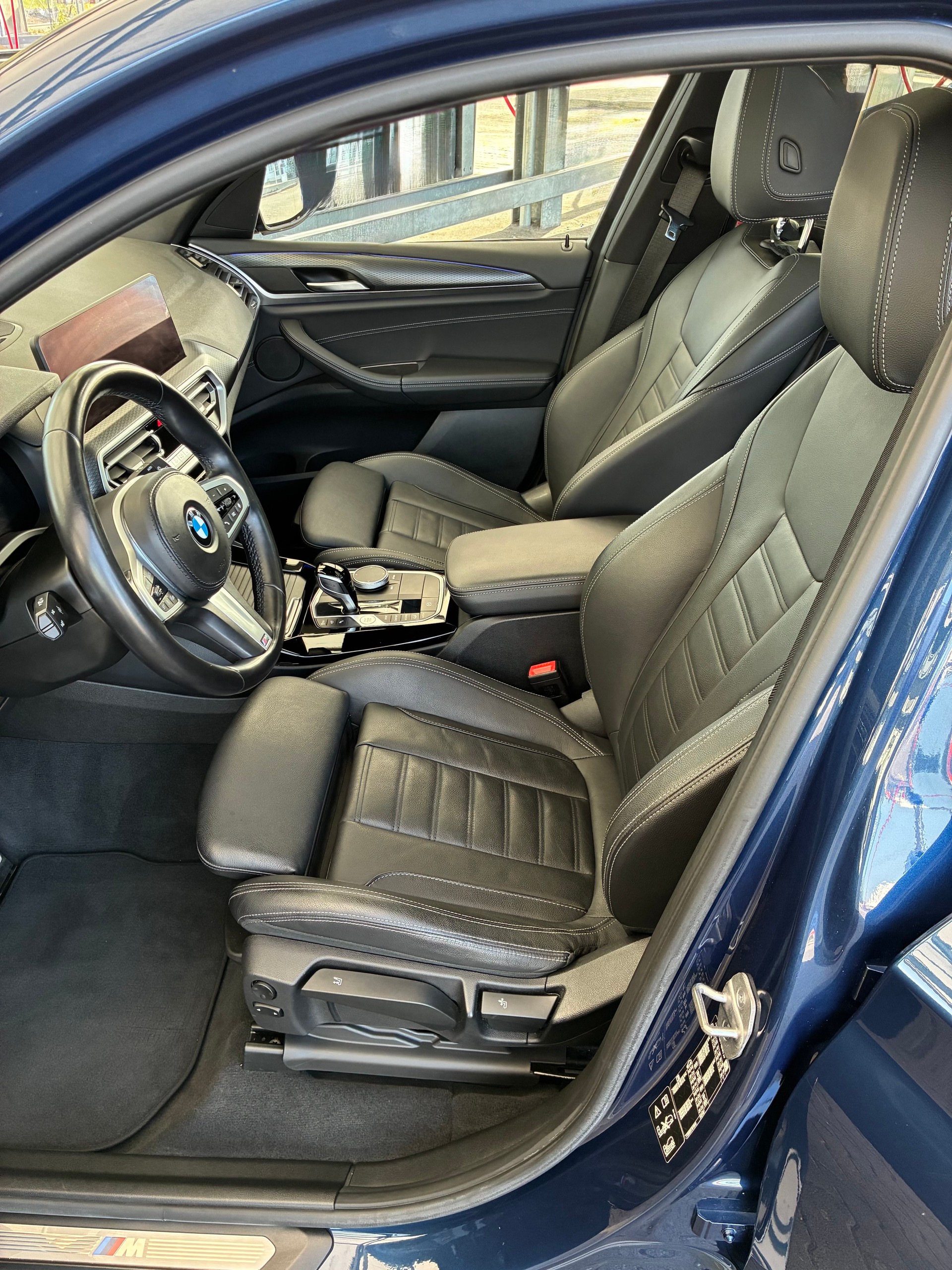 BMW 20i xDrive-image-8