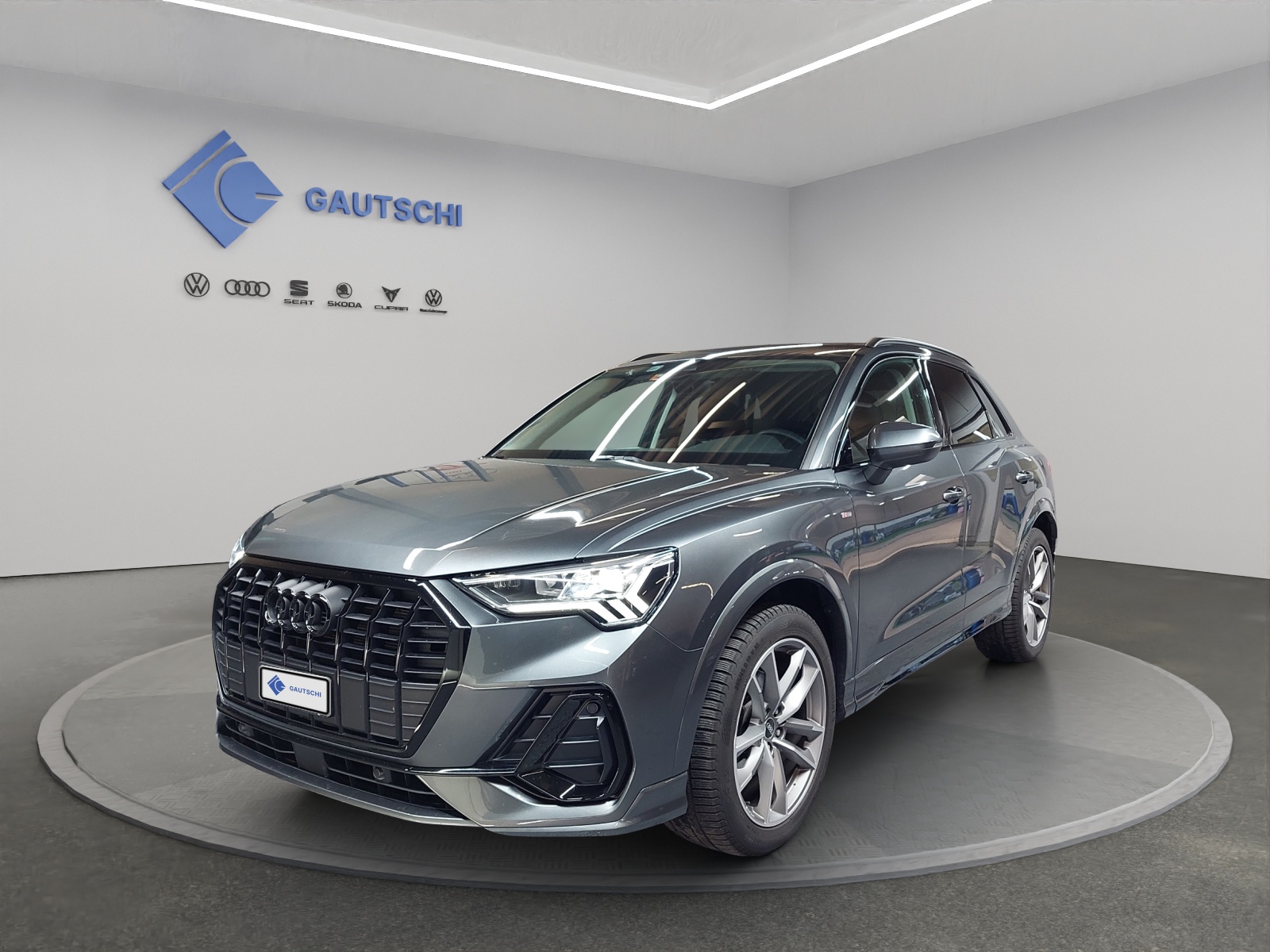 AUDI Q3 35 TDI S line quattro S-tronic-image-0