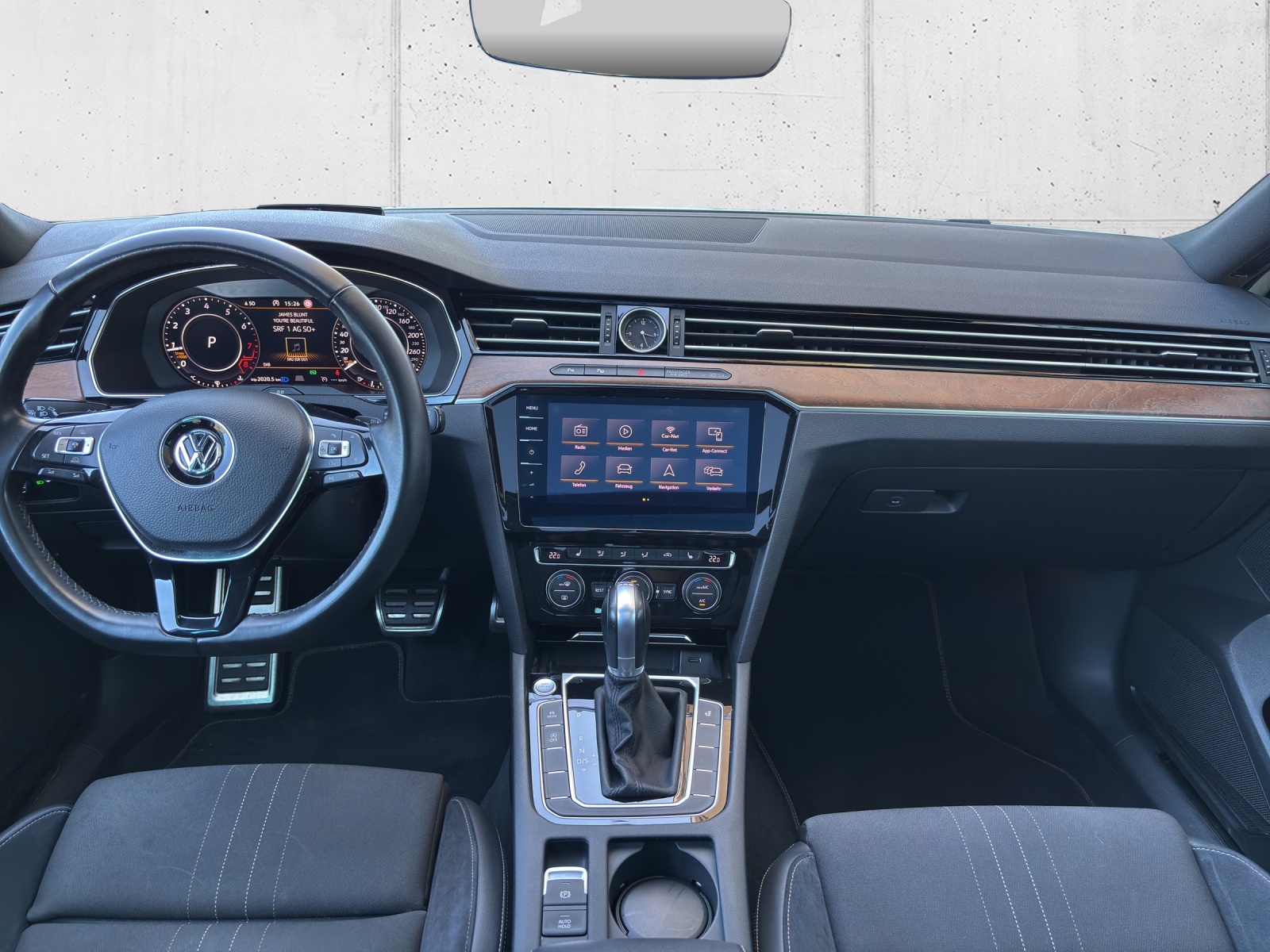 VW Passat Alltrack 2.0 TSI 4Motion DSG mit Panorama-Ausstell-/Schiebedach & Winterräder-image-11
