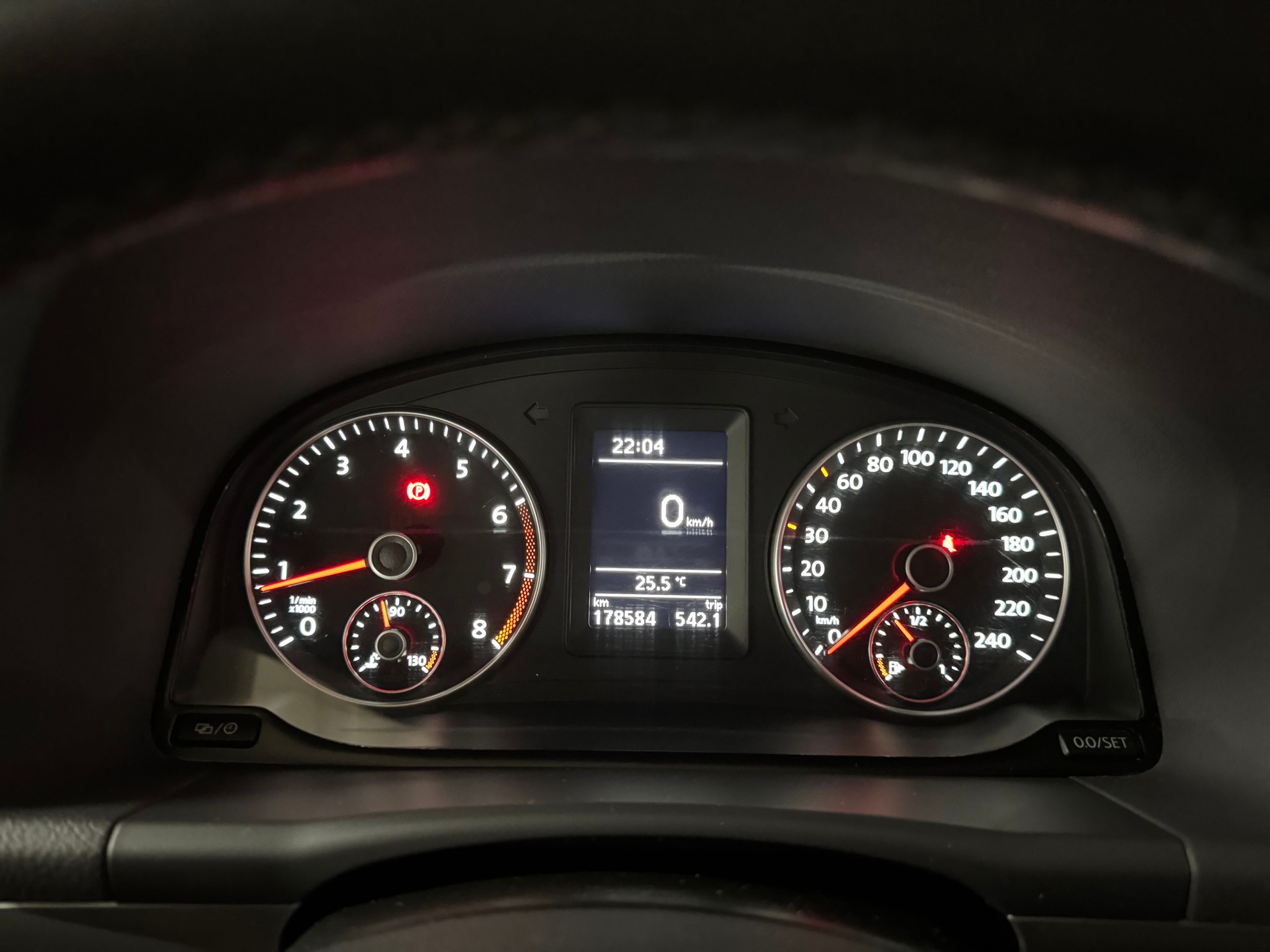 VW Touran 1.4 TSI Design 7-Platz, Facelift-image-15