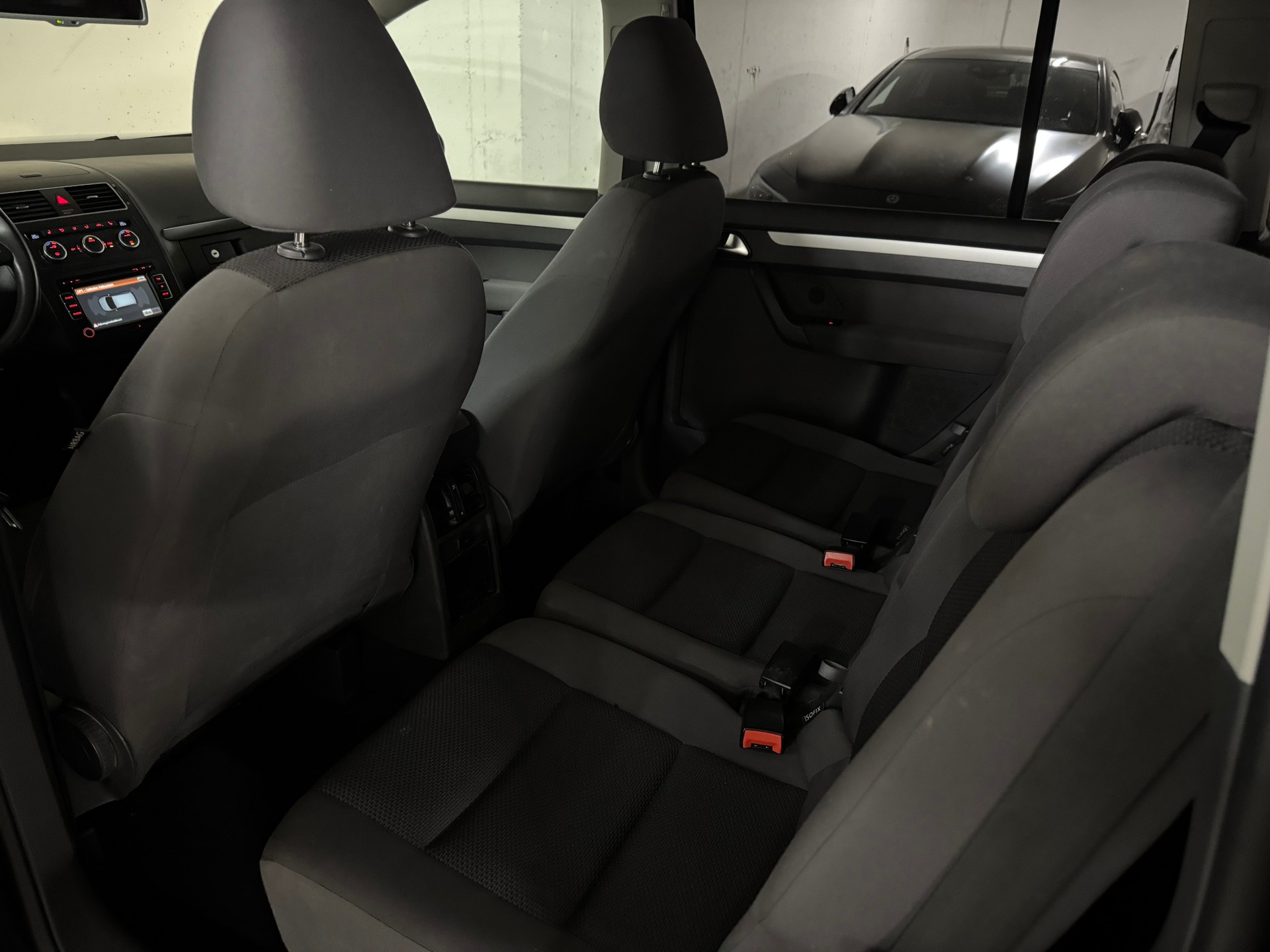 VW Touran 1.4 TSI Design 7-Platz, Facelift-image-14