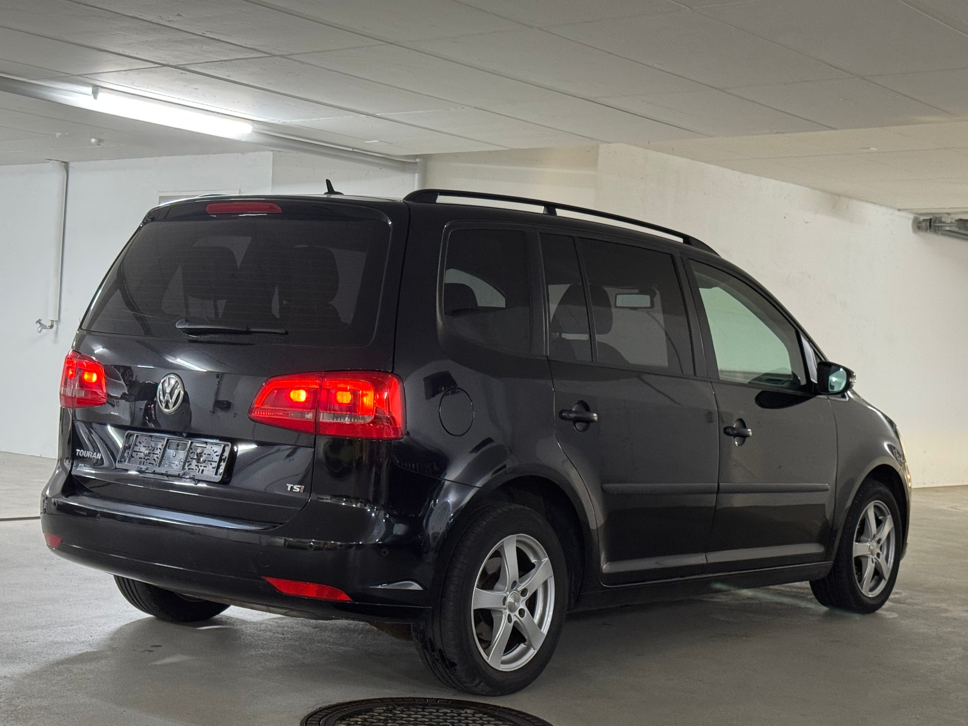 VW Touran 1.4 TSI Design 7-Platz, Facelift-image-6