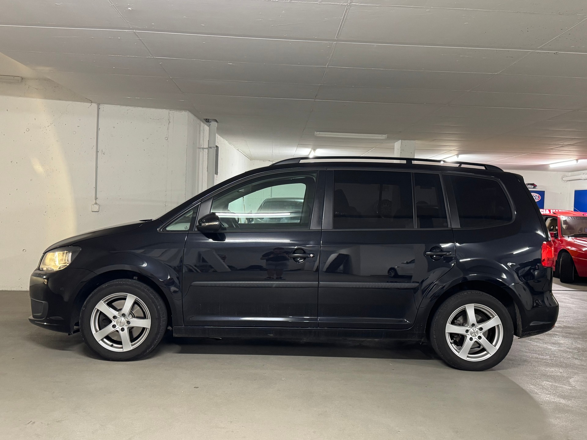 VW Touran 1.4 TSI Design 7-Platz, Facelift-image-3