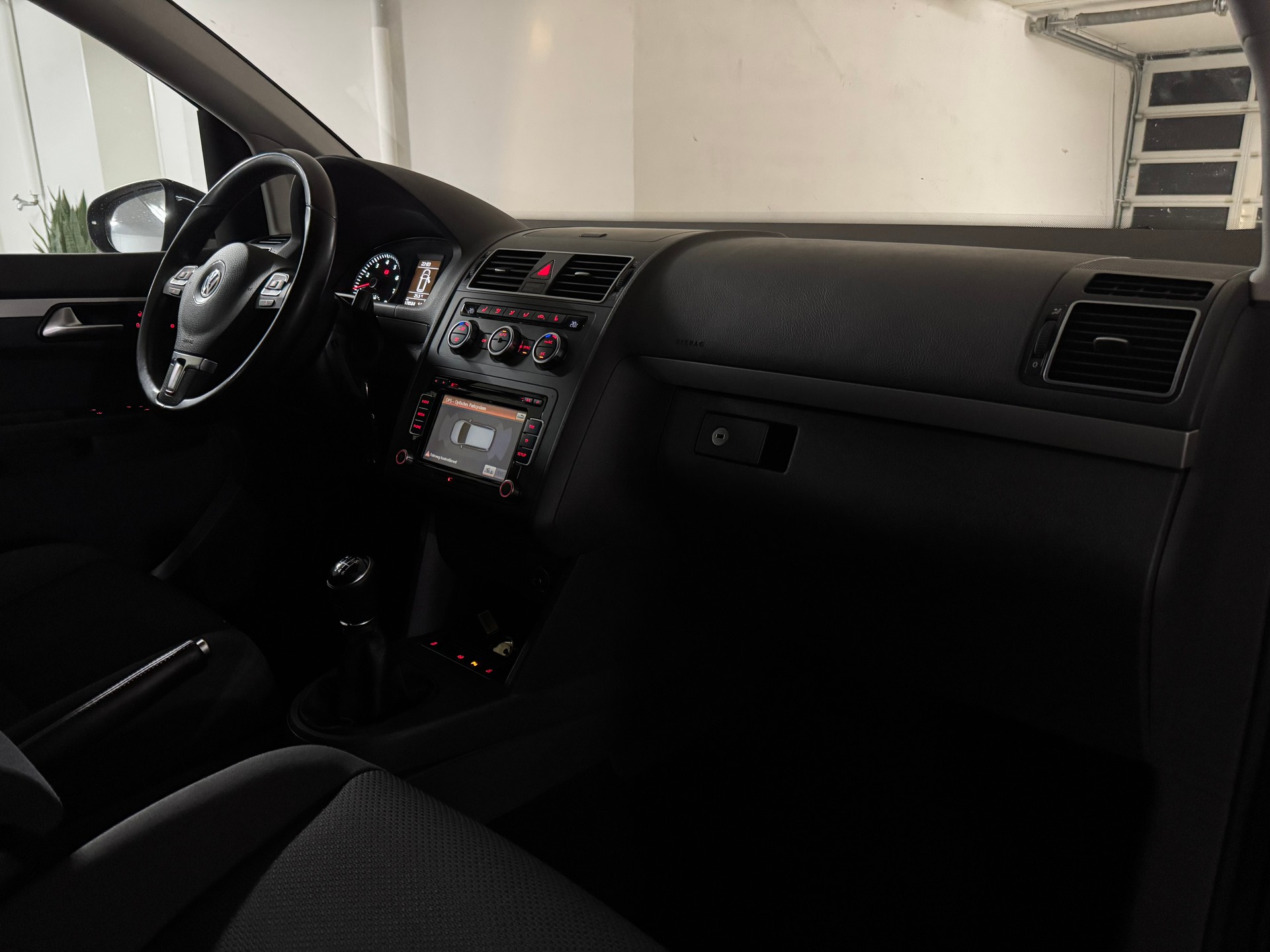 VW Touran 1.4 TSI Design 7-Platz, Facelift-image-12