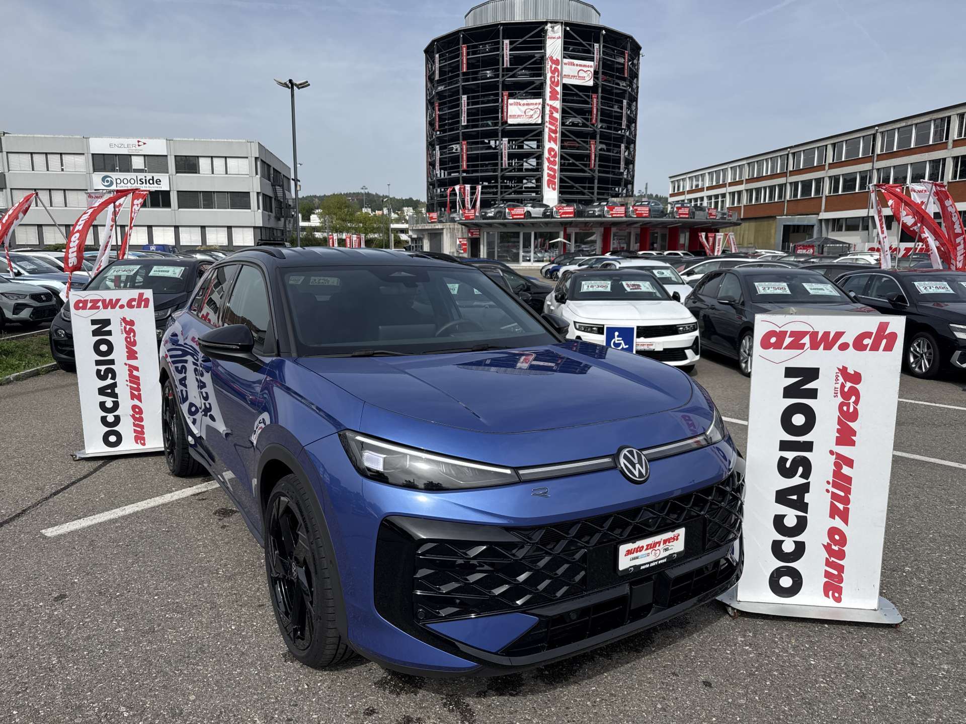 VW T-Roc 1.5 eTSi mHEV R-Line DSG-Automat-image-0