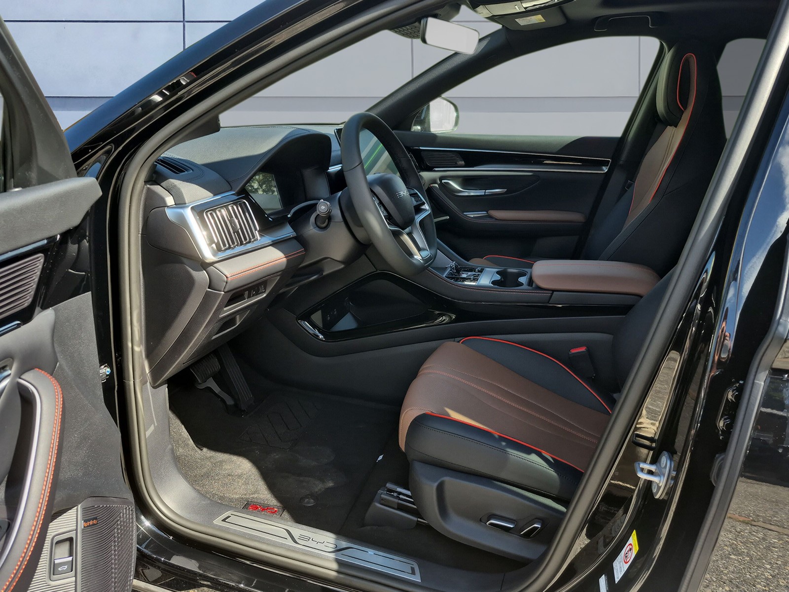 BYD Seal U DM-i Design AWD-image-9