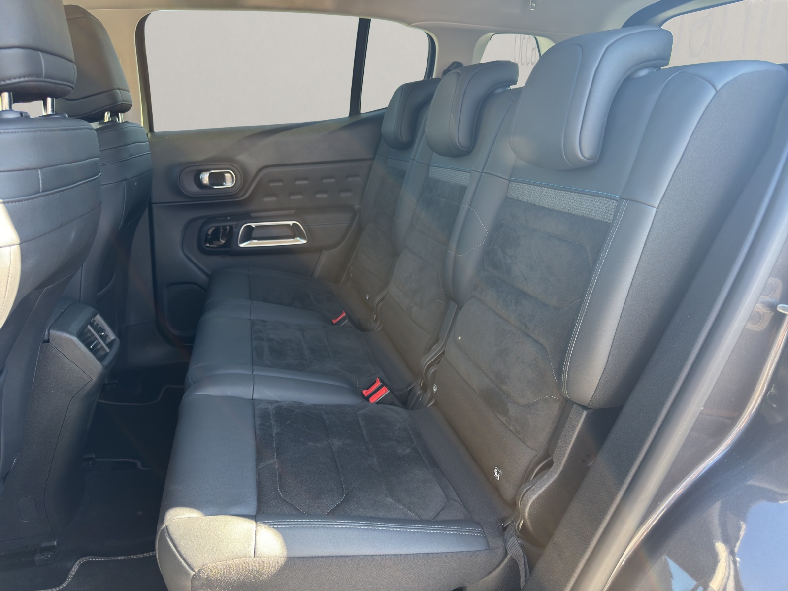 CITROEN C5 Aircross 1.2 PureTech Shine-image-7